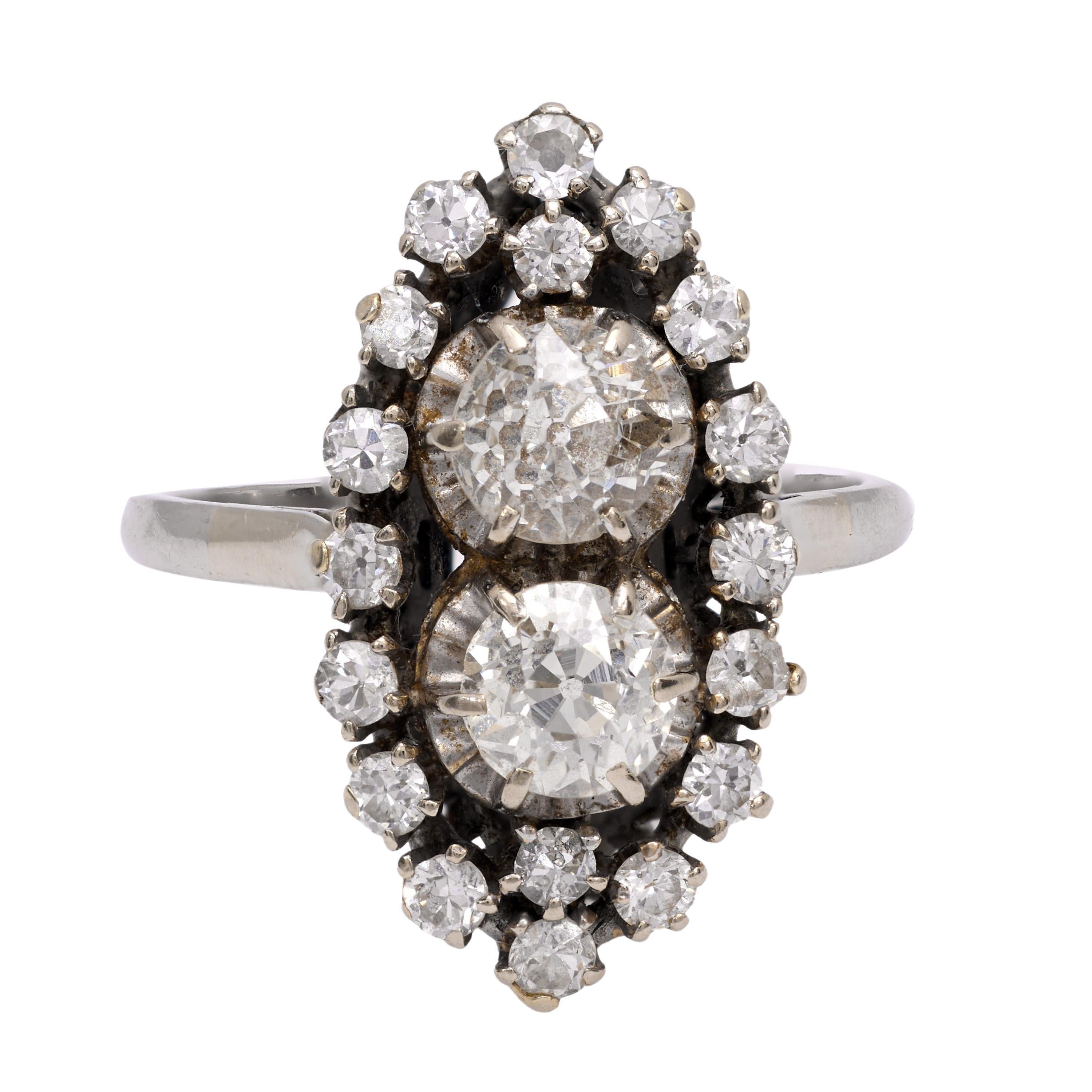 De las mujeres Mid Century diamond platinum navette ring en venta