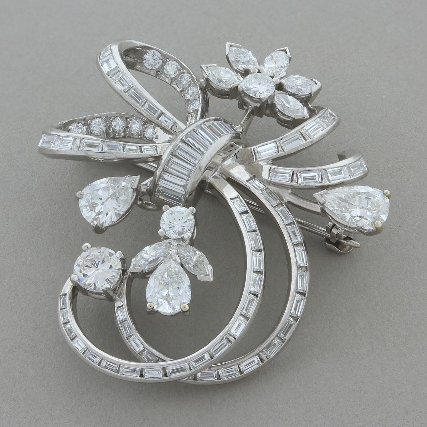 Midcentury Diamond Platinum Pin Brooch In Excellent Condition For Sale In Beverly Hills, CA