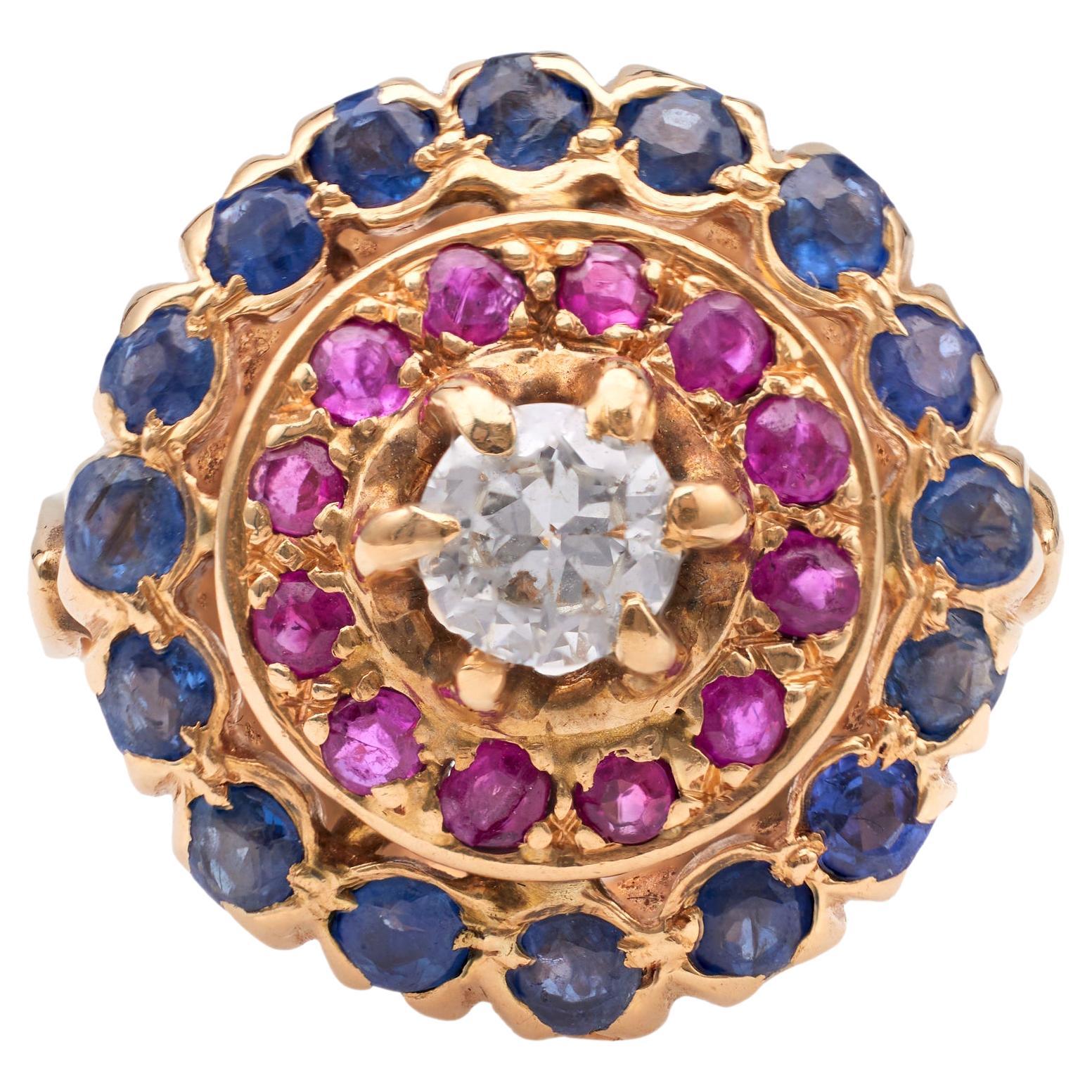 Mid-Century Diamant Rubin Saphir 18k Gelbgold Doppel-Halo-Ring im Angebot