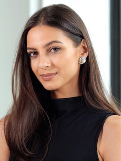 Vintage-Ohrclip aus Platin mit Diamanten und Südseeperlen im Mid-Century-Stil, Pavé-Fassung und geschwungenem Design