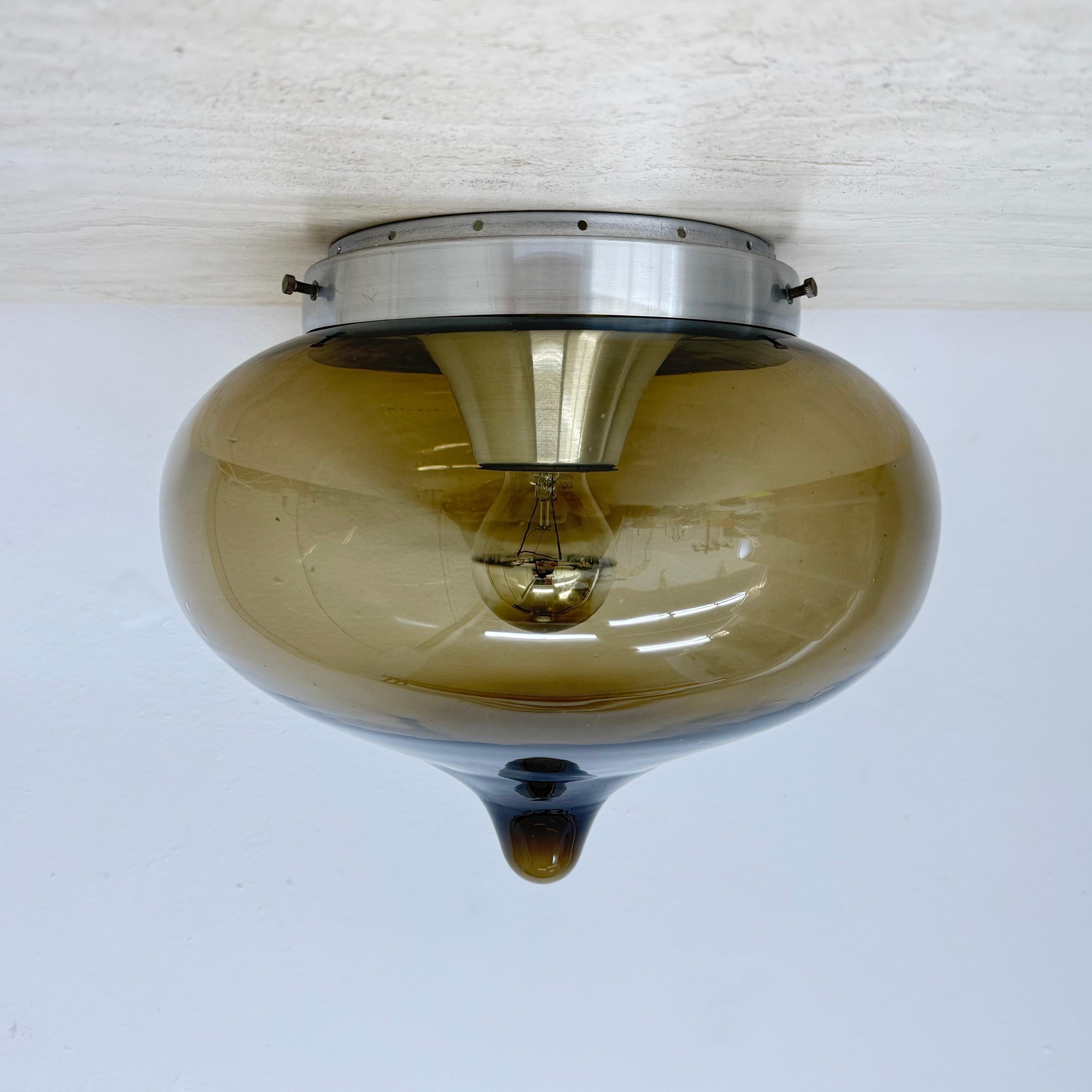 Lámpara de techo de cristal ahumado Dijkstra de mediados de siglo space age, años 70 en venta 7