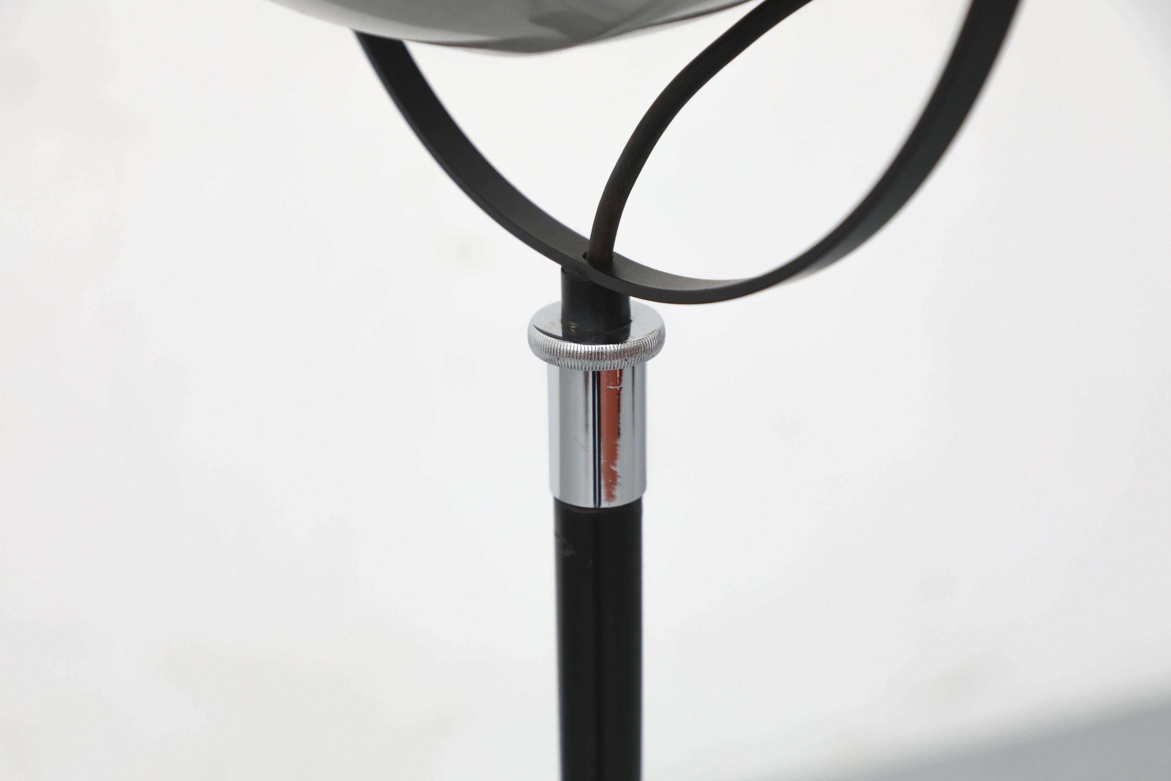 Lampe sur pied à globe extensible Dijkstra du milieu du siècle en chrome et noir en vente 10