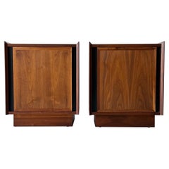Mid-Century Dillingham ‘Espirit’ Nightstands - a Pair