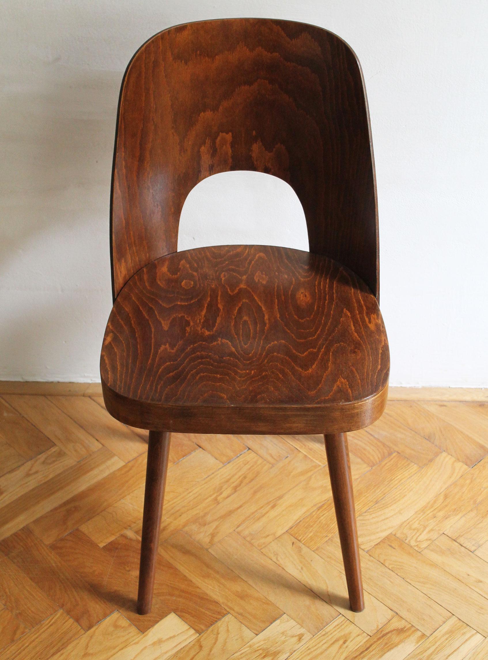 Mid-Century Modern Mid Century Dining Chair No.515 by Oswald Haerdtl for TON Company For Sale