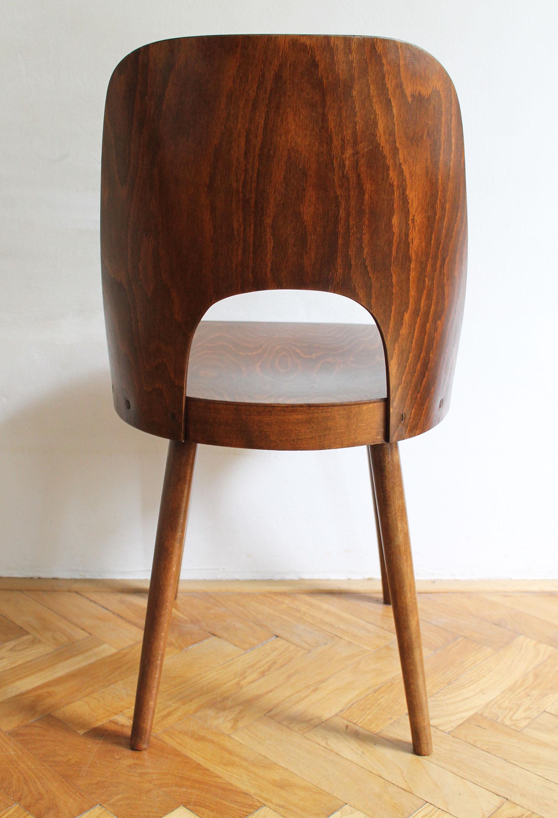 Mid Century Dining Chair No.515 by Oswald Haerdtl for TON Company For Sale 1