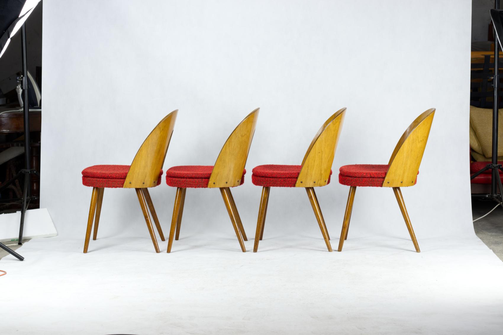 Mid Century Dining Chairs by Antonín Šuman for Tatra Nabytok Np, 1960s In Good Condition For Sale In Lucenec, SK