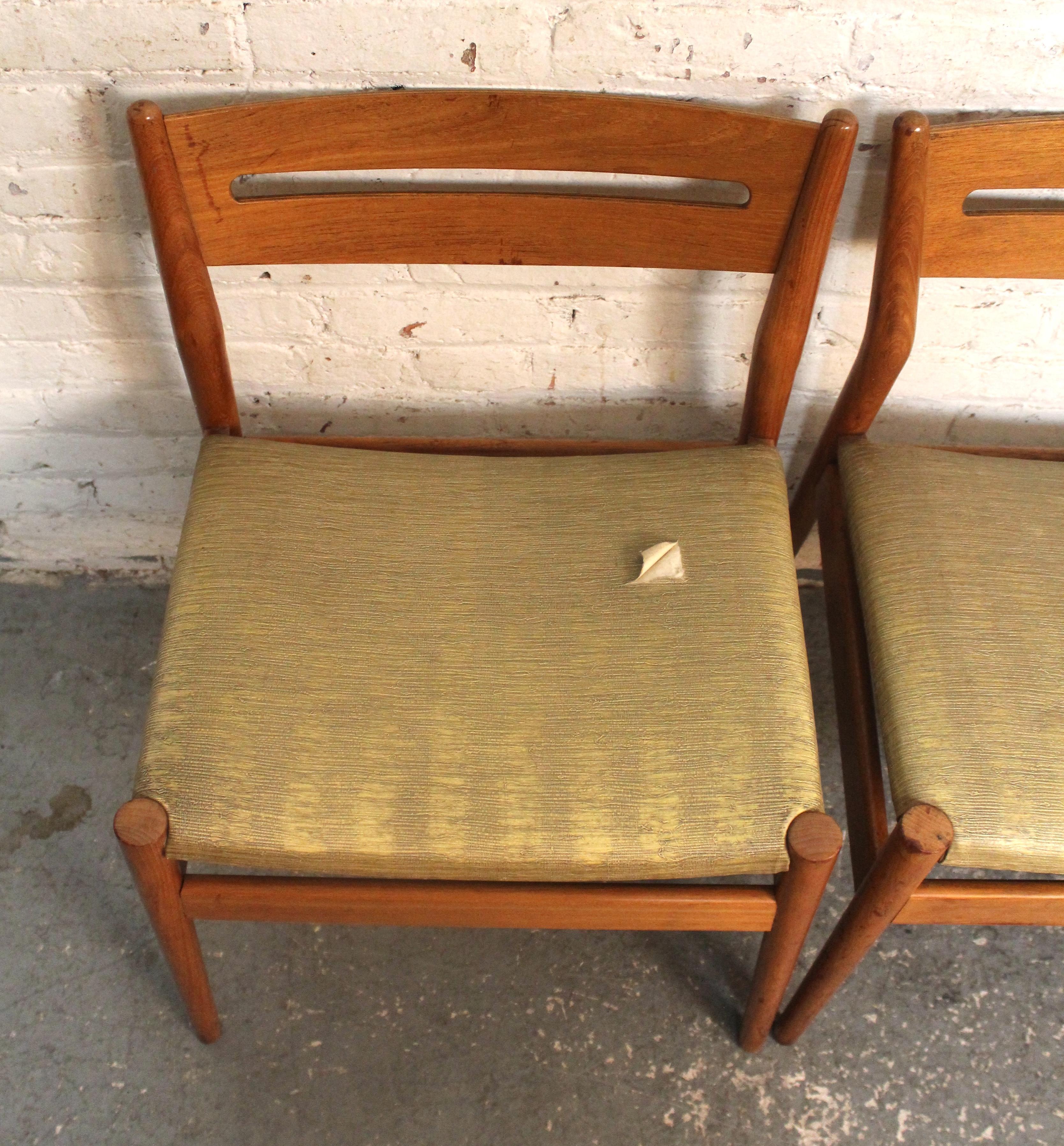 Carved Mid-Century Dining Chairs by Grete Jalk for Sibast For Sale