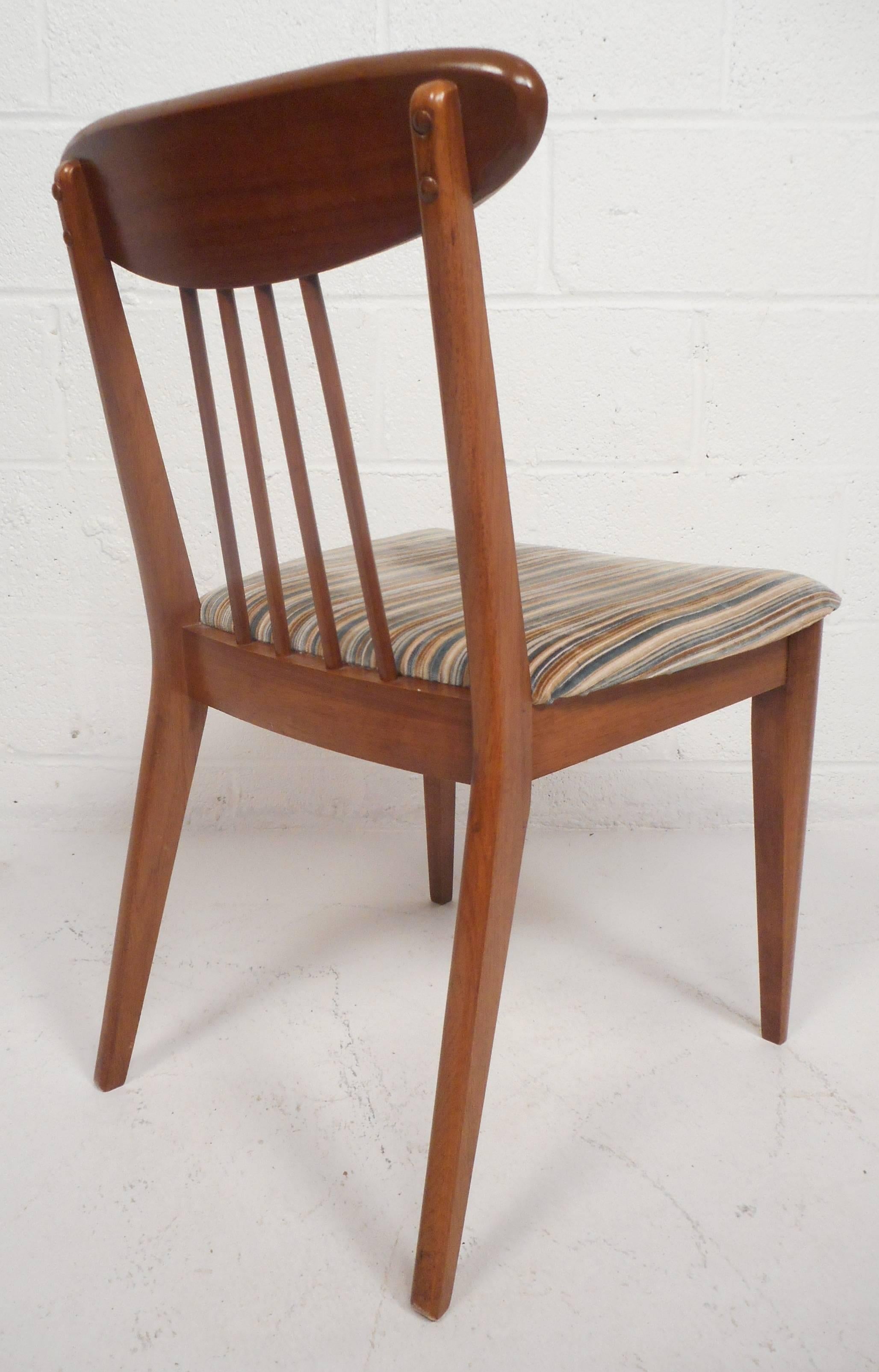 Mid-Century Modern Mid-Century Dining Chairs by Heritage-Henredon For Sale