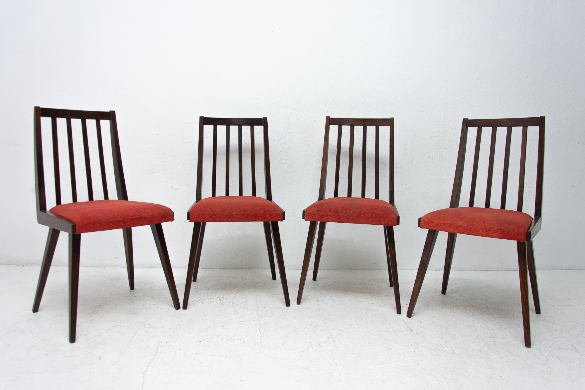 Scandinavian Modern Midcentury Dining Chairs by Jiří Jiroutek for Interiér Praha, 1960s For Sale