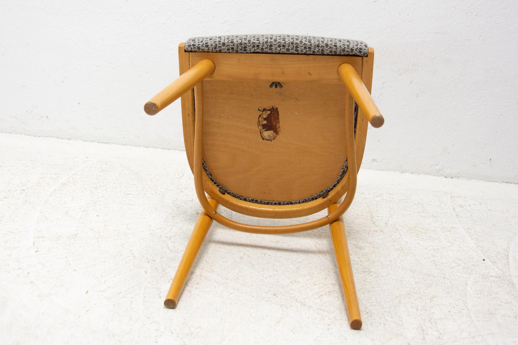  Chaises de salle à manger du milieu du siècle par Jitona, 1960s, Set of 4 en vente 9