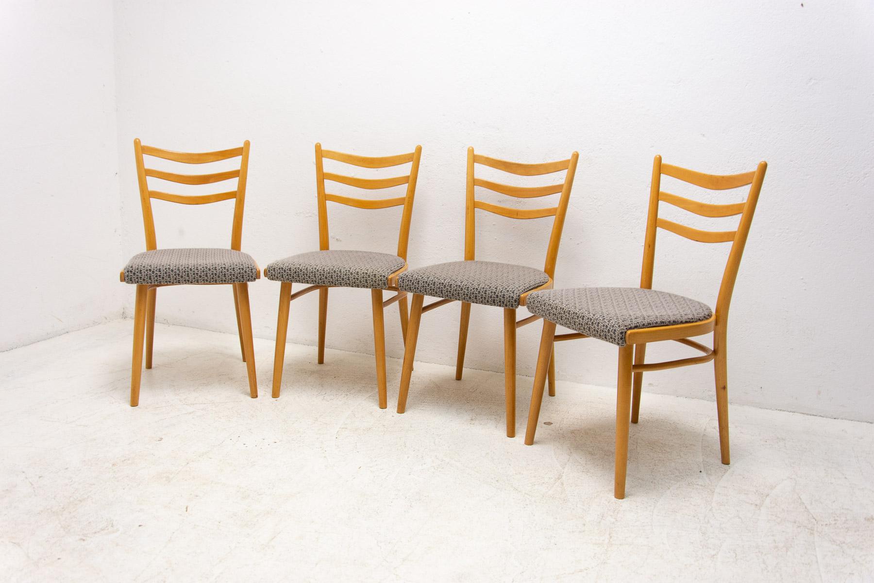 Mid-Century Dining Chairs by Jitona, 1960s, Set of 4 In Good Condition For Sale In Prague 8, CZ