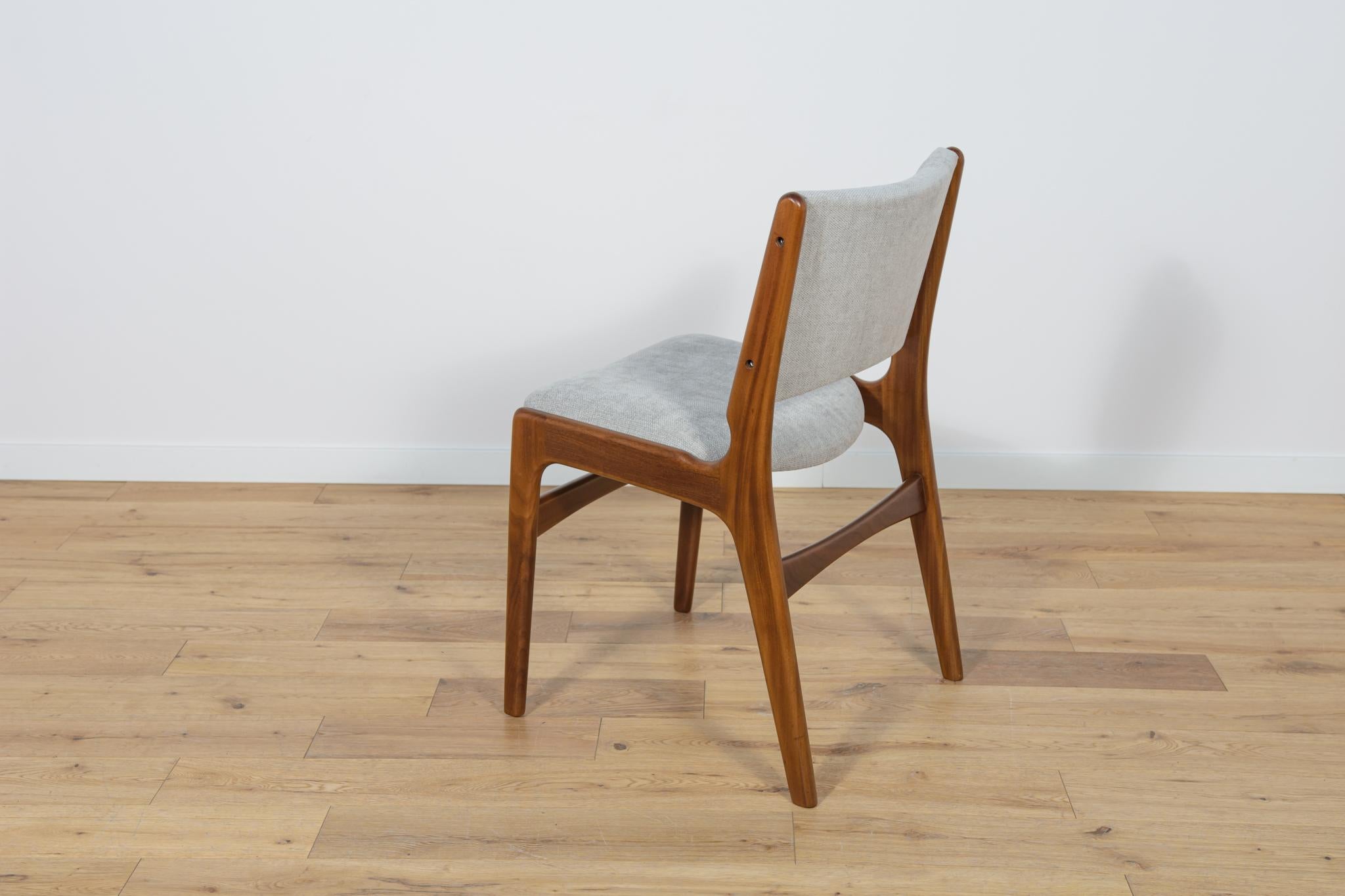 Mid Century Dining Chairs by Johannes Andersen, 1960s, Set of 6 For Sale 3