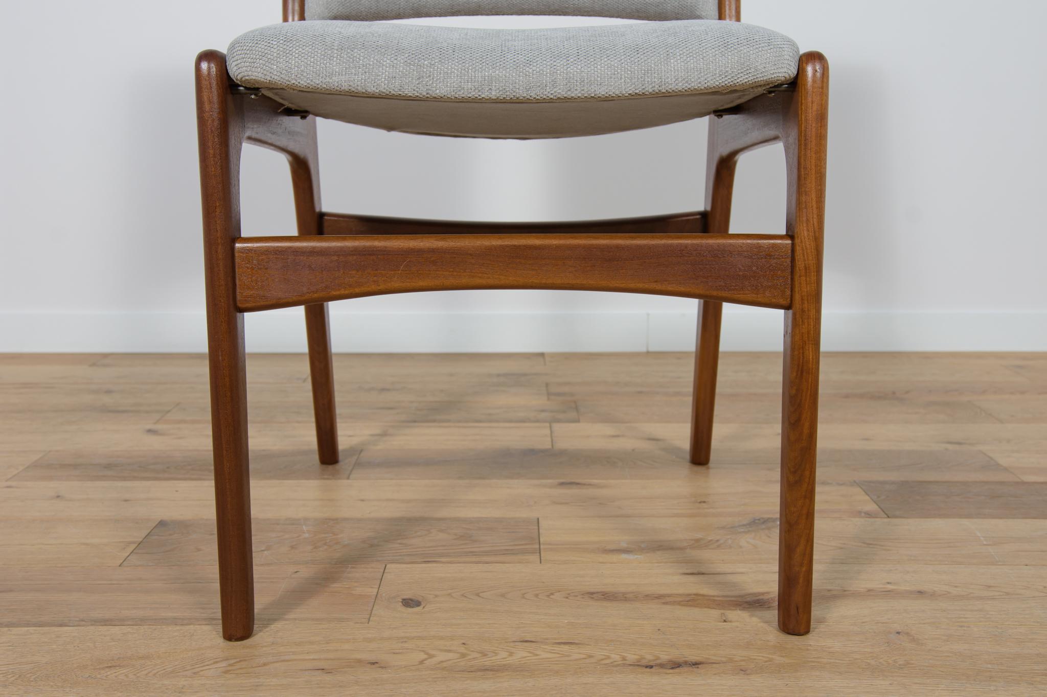 Mid Century Dining Chairs by Johannes Andersen, 1960s, Set of 6 For Sale 8