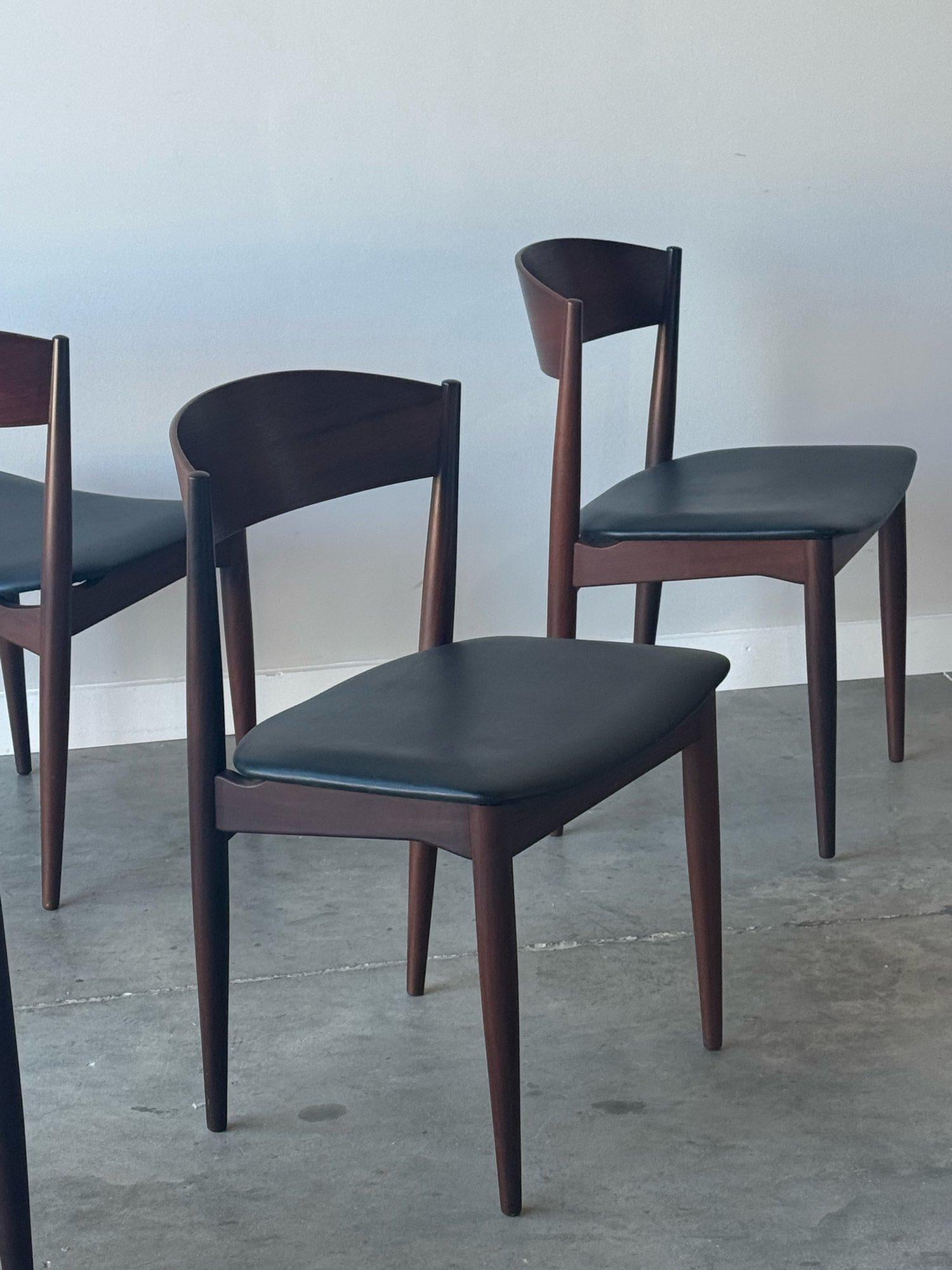 Mid-Century Dining Chairs by Jydsk Møbelindustri Skanderborg For Sale 1