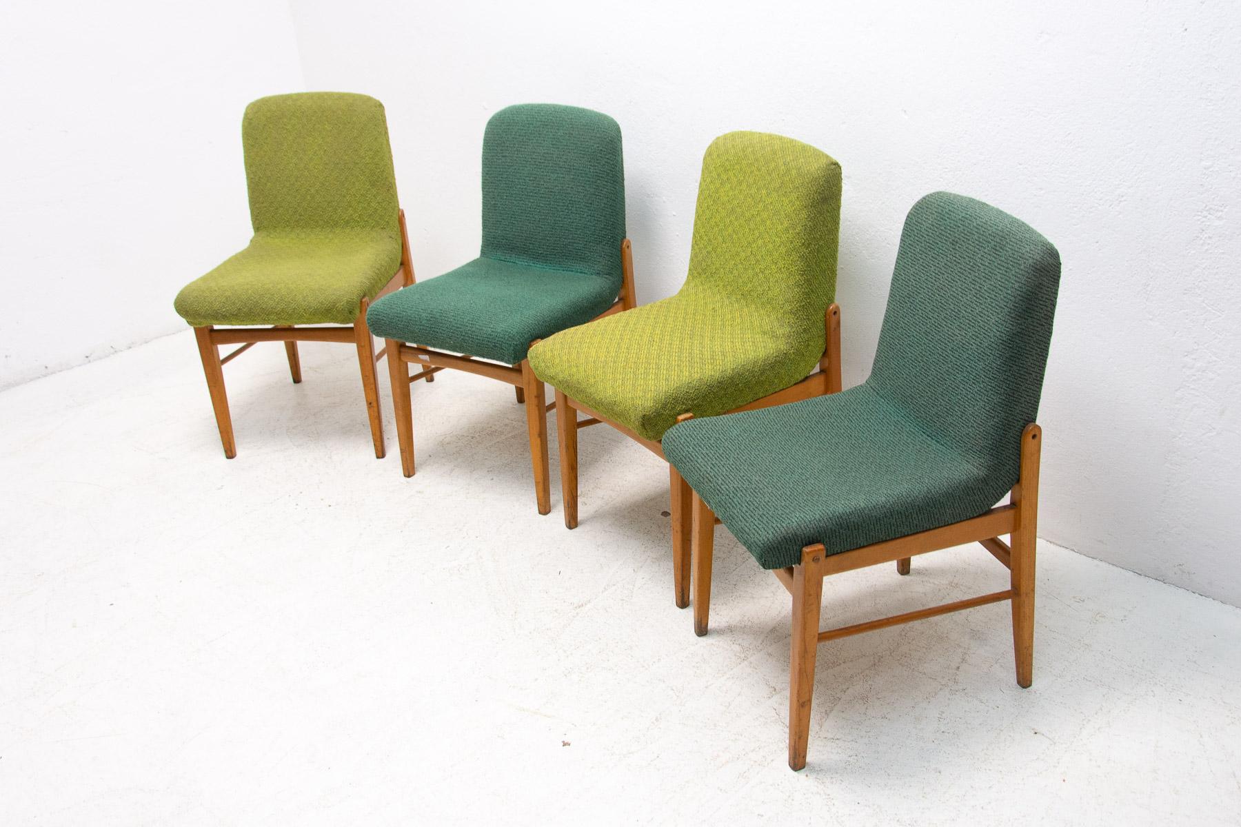 20th Century Mid Century Dining Chairs by Miroslav Navrátil, 1960s, Set of 4 For Sale