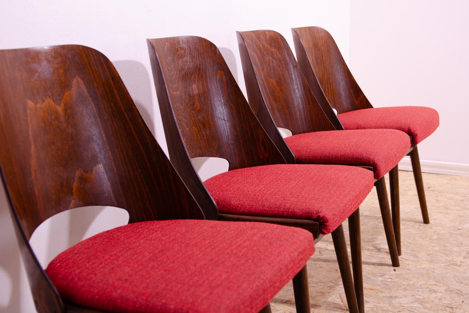 Fabric Mid Century dining chairs by Radomír Hofman, 1960´s, set of 4 For Sale
