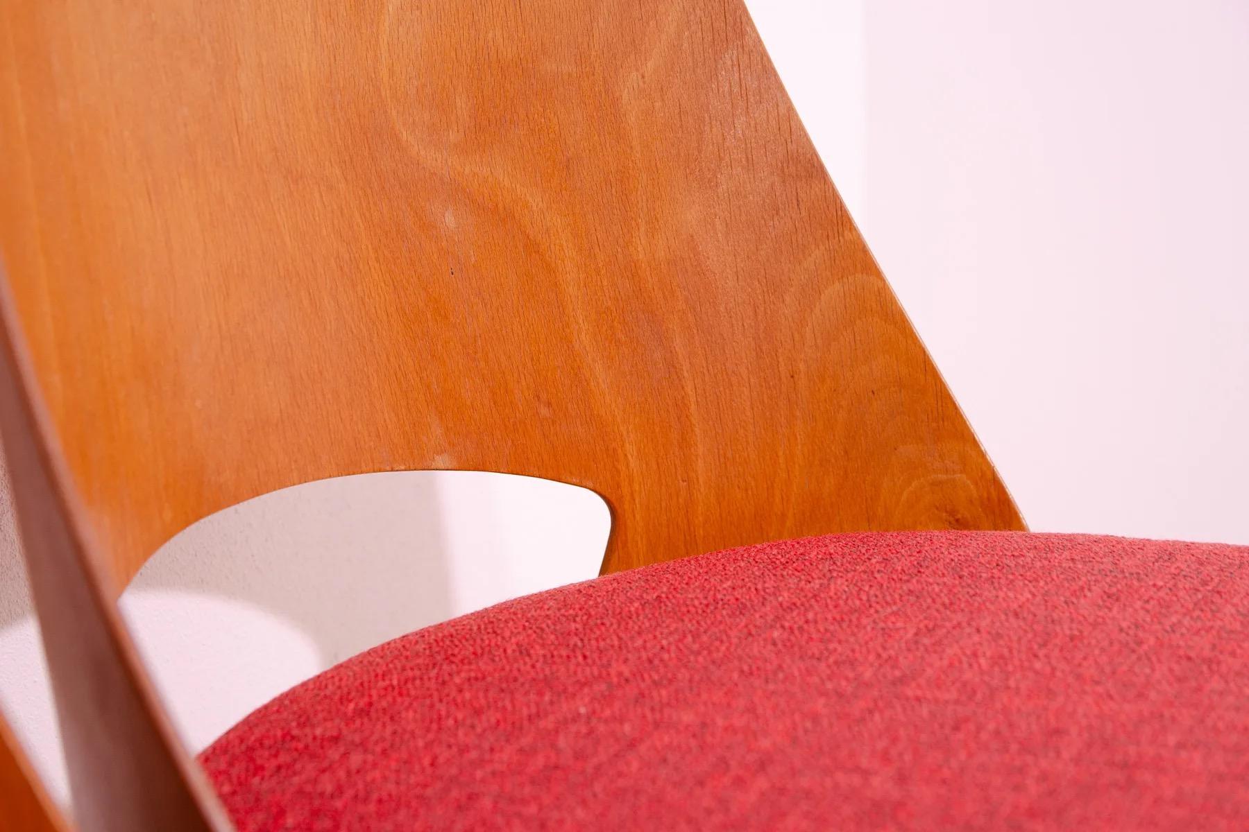 Chaises de salle à manger du milieu du siècle par Radomír Hofman, années 1960, ensemble de 6 en vente 5