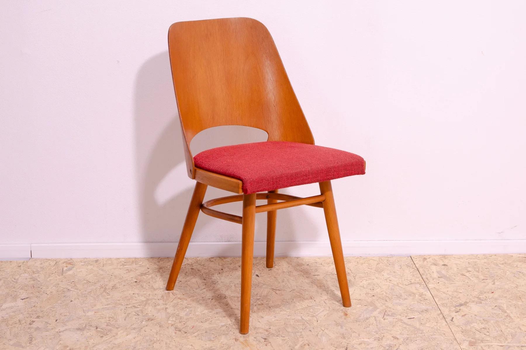Tissu Chaises de salle à manger du milieu du siècle par Radomír Hofman, années 1960, ensemble de 6 en vente