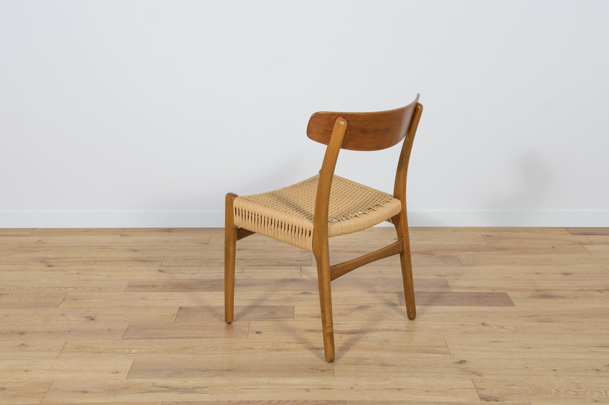 Mid Century Dining Chairs CH23  by Hans J. Wegner for Carl Hansen & Søn. For Sale 7