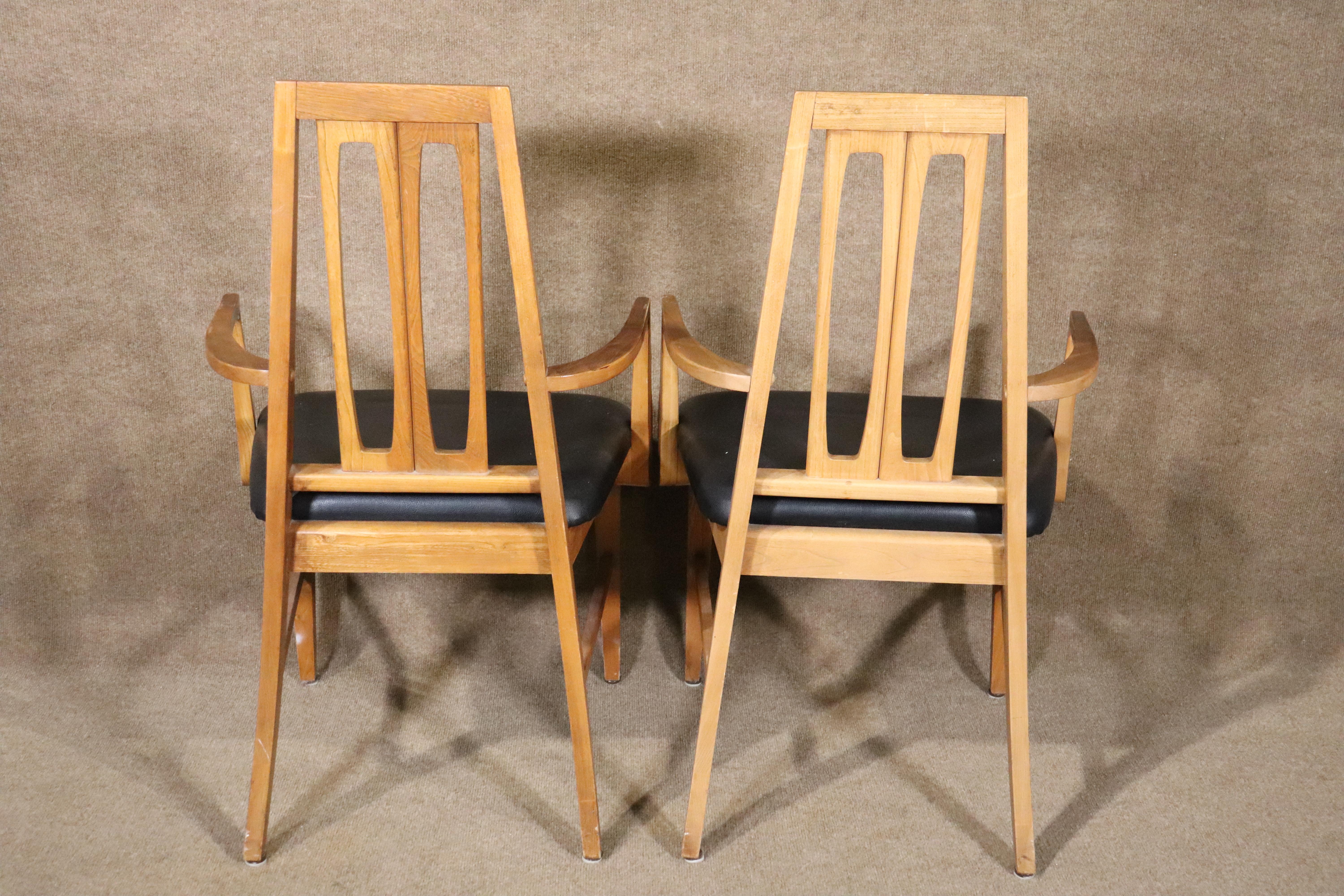 Midcentury Dining Chairs In Good Condition For Sale In Brooklyn, NY