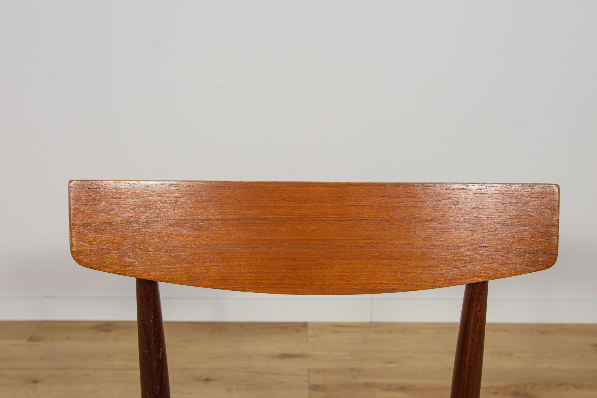Mid-Century Dining Chairs in Teak by Ib Kofod Larsen for G-Plan, Great Britain. For Sale 4
