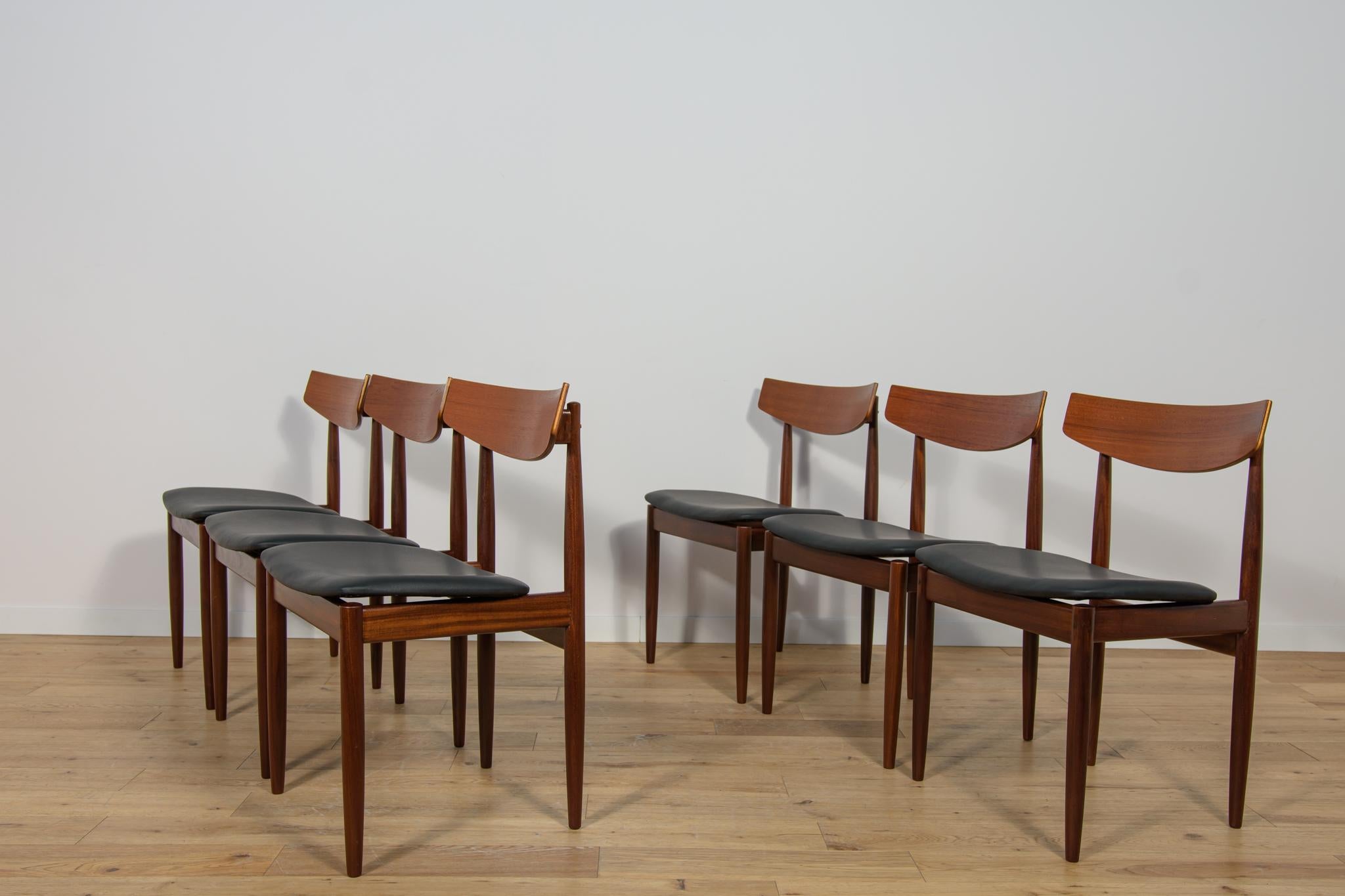 Woodwork Mid-Century Dining Chairs in Teak by Ib Kofod Larsen for G-Plan, Great Britain. For Sale