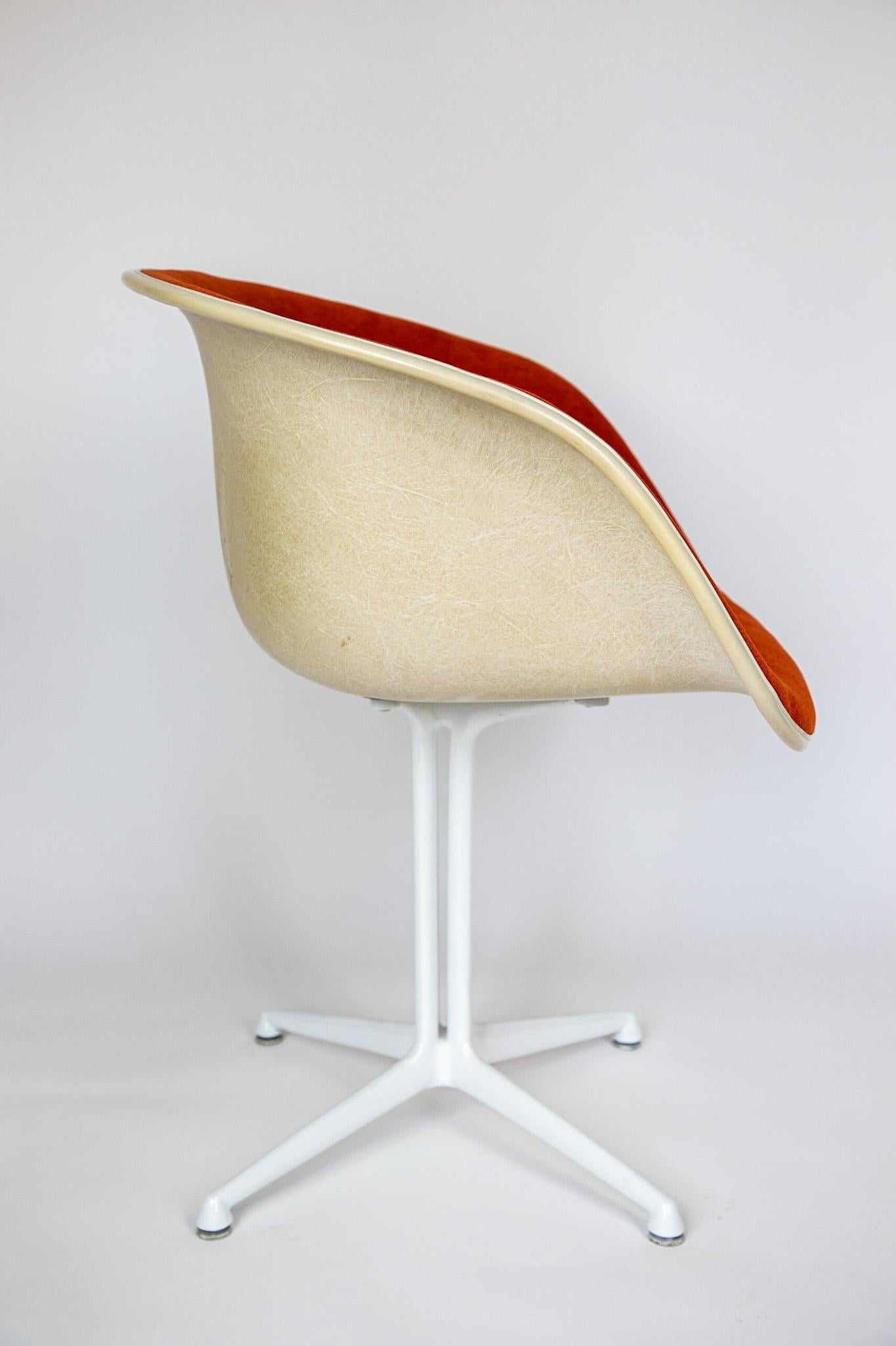 Mid Century Dining Chair La Fonda by Eames for Vitra, Orange, Fiberglass, 1960s 6