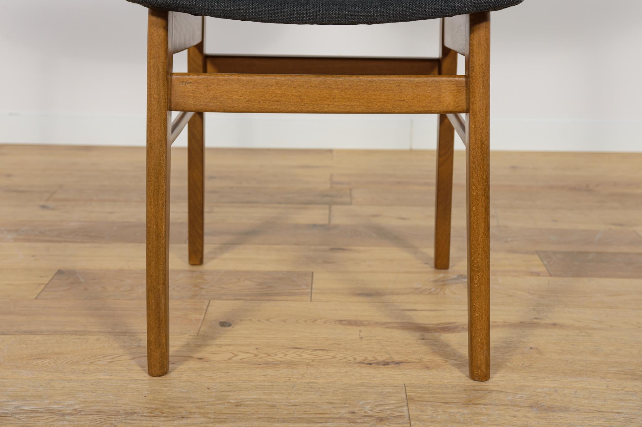 Sedie da pranzo di metà secolo Model 210 di Farstrup Møbler, anni '60, Set di 6 in vendita 10