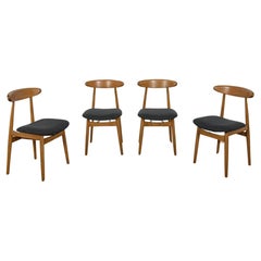 Sillas de comedor de mediados de siglo Modelo 5912 de la Fábrica de Muebles Zamojska, años 60.