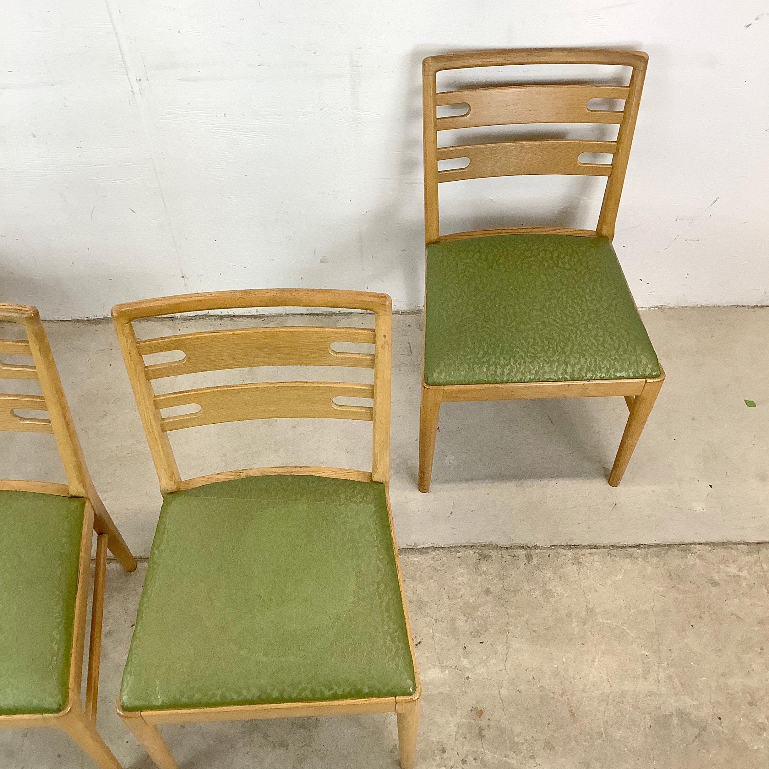Mid-Century Esszimmerstühle - Vierer-Set (Moderne der Mitte des Jahrhunderts) im Angebot