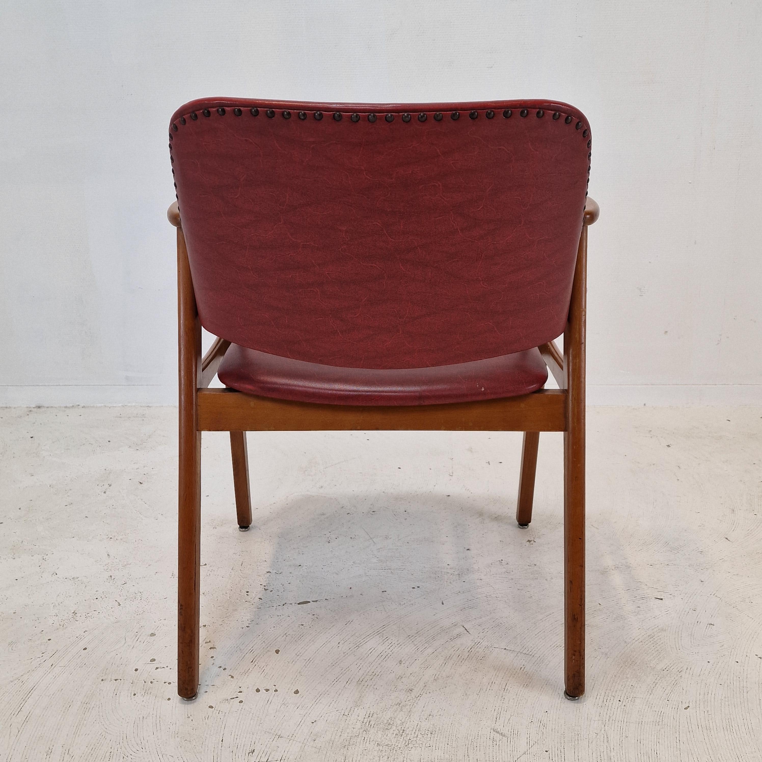 Imitation cuir Chaises de salle à manger ou de restaurant du milieu du siècle par Cees Braakman pour Pastoe, années 1950 en vente