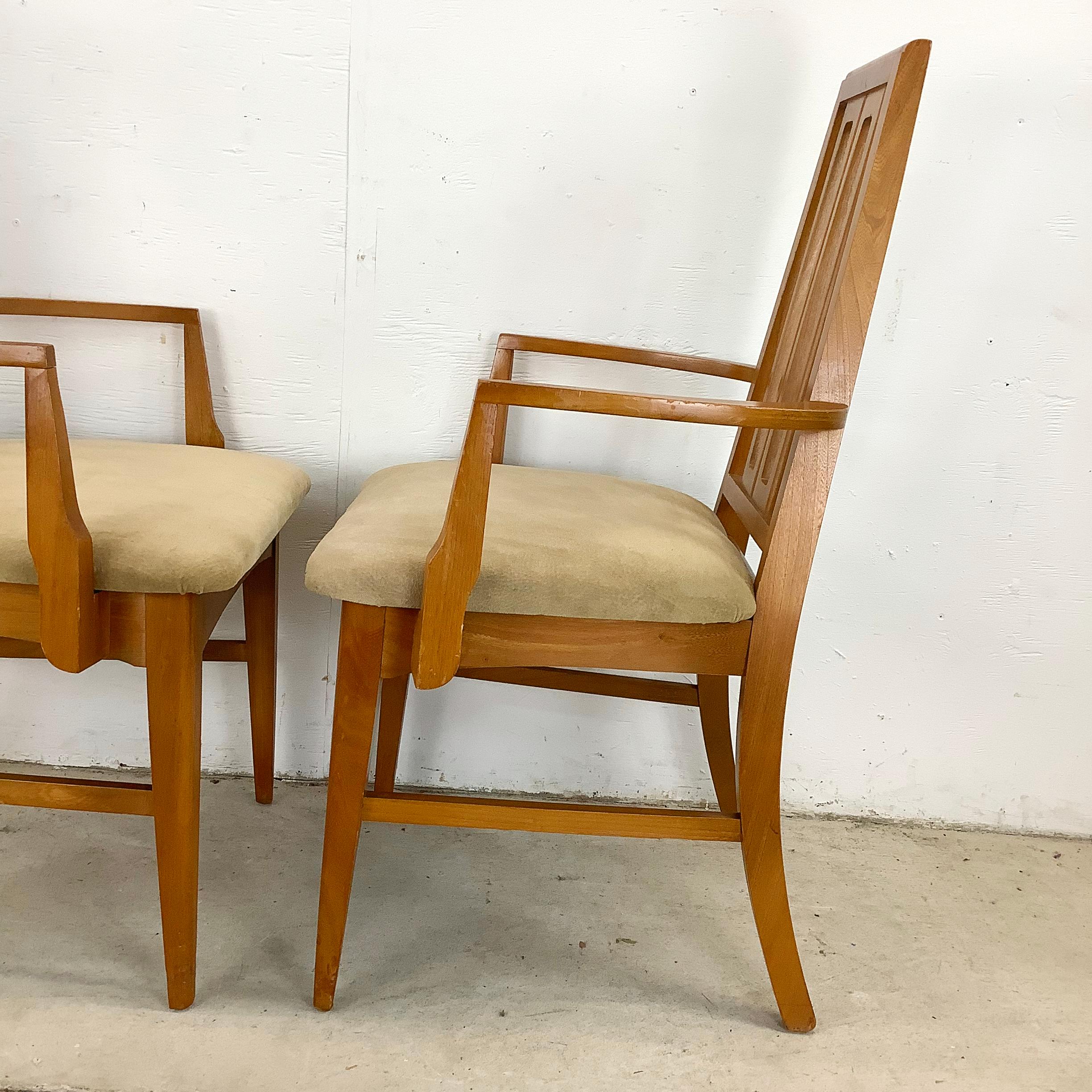 Esszimmerstühle aus der Mitte des Jahrhunderts von Young Manufacturing – Paar im Angebot 3