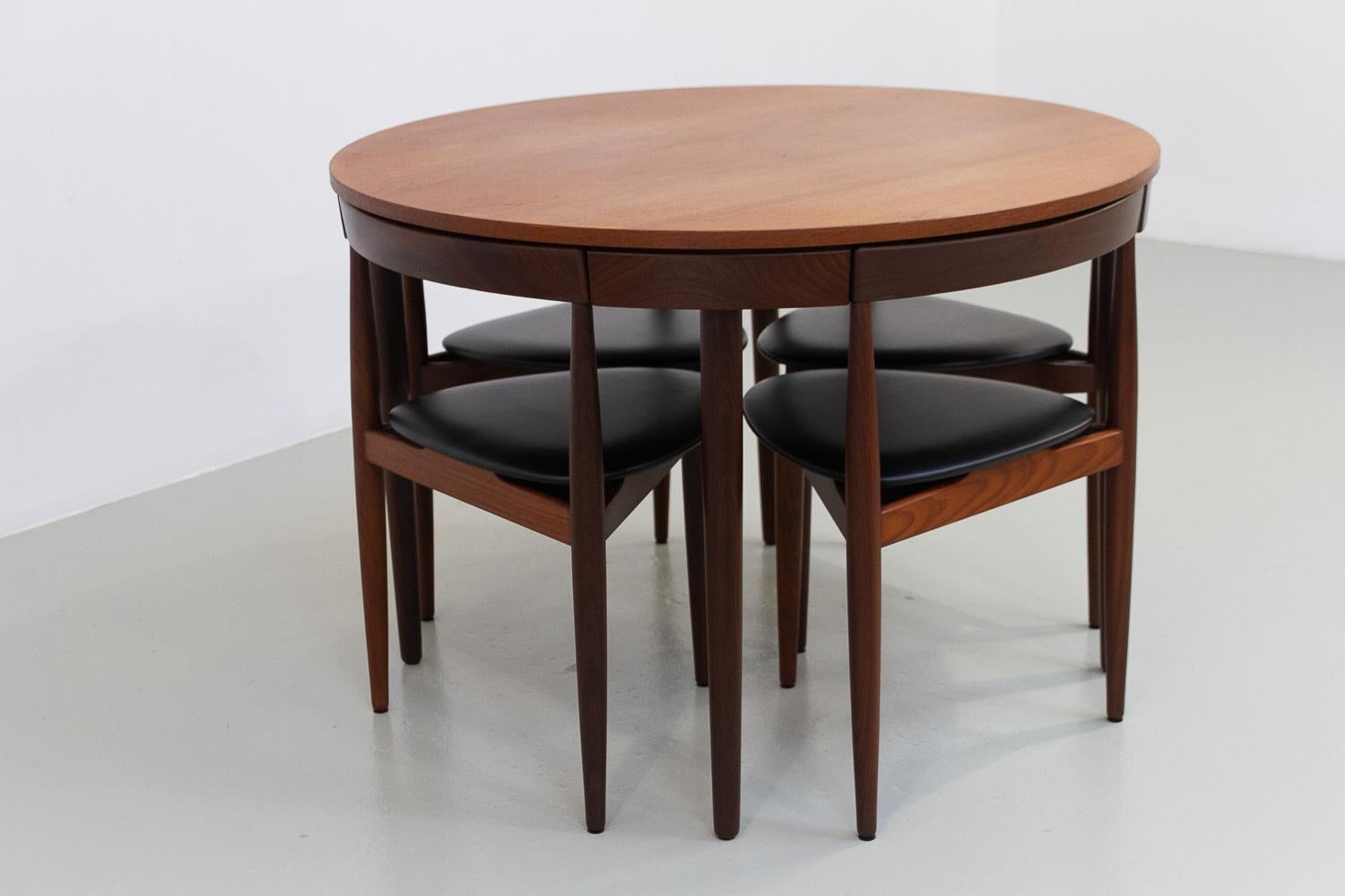 Scandinavian Modern Mid-Century Dining Set by Hans Olsen for Frem Røjle, 1960s. Set of 5.