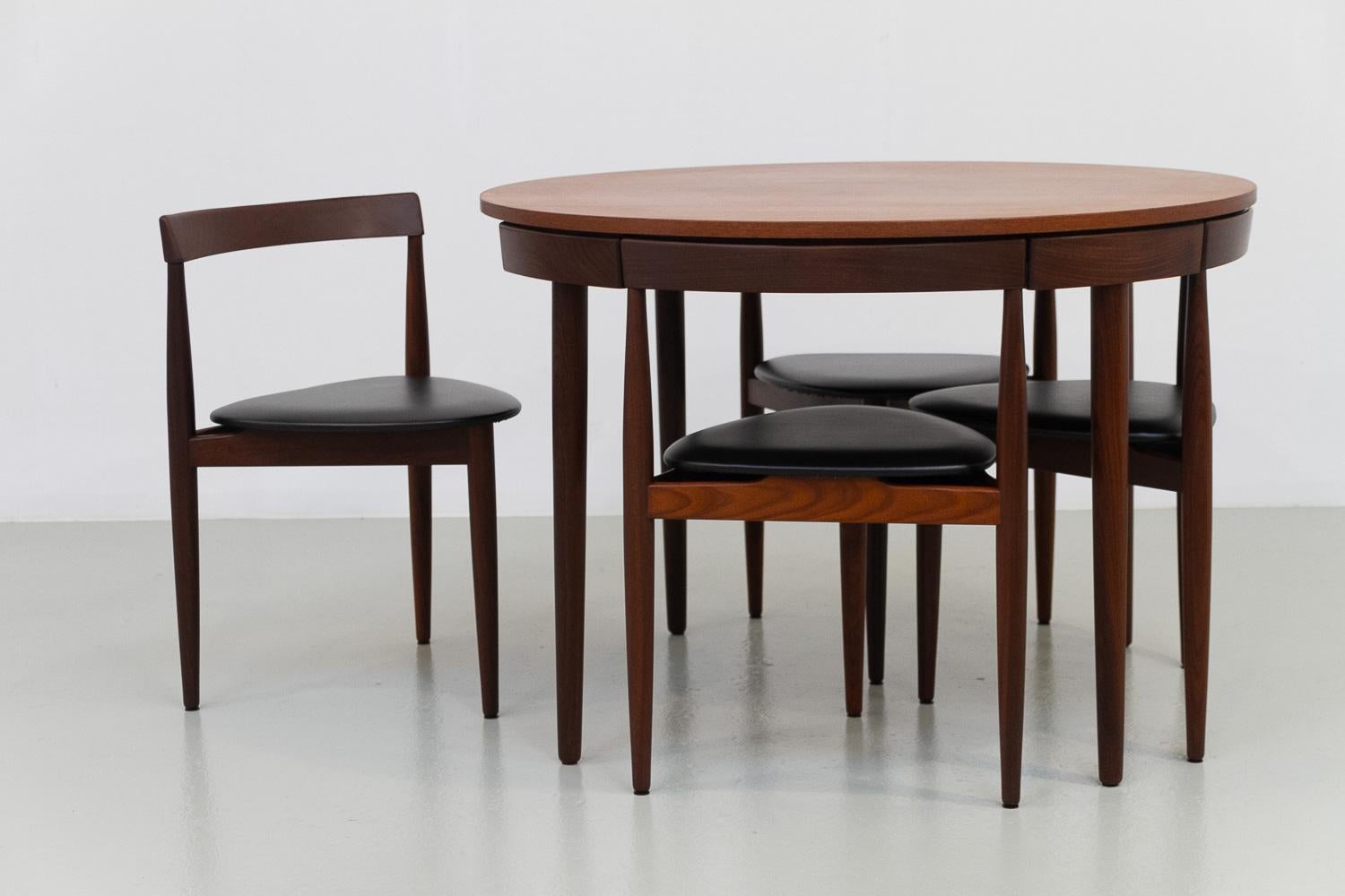 Mid-Century Dining Set by Hans Olsen for Frem Røjle, 1960s. Set of 5. 1