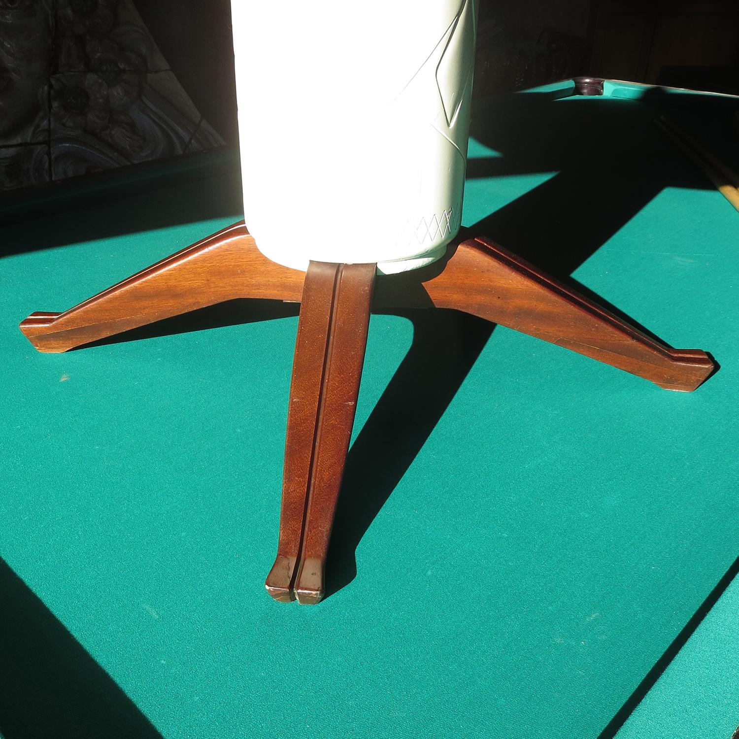 Midcentury Dining Table 1950s, Italian Design In Good Condition For Sale In North Hollywood, CA
