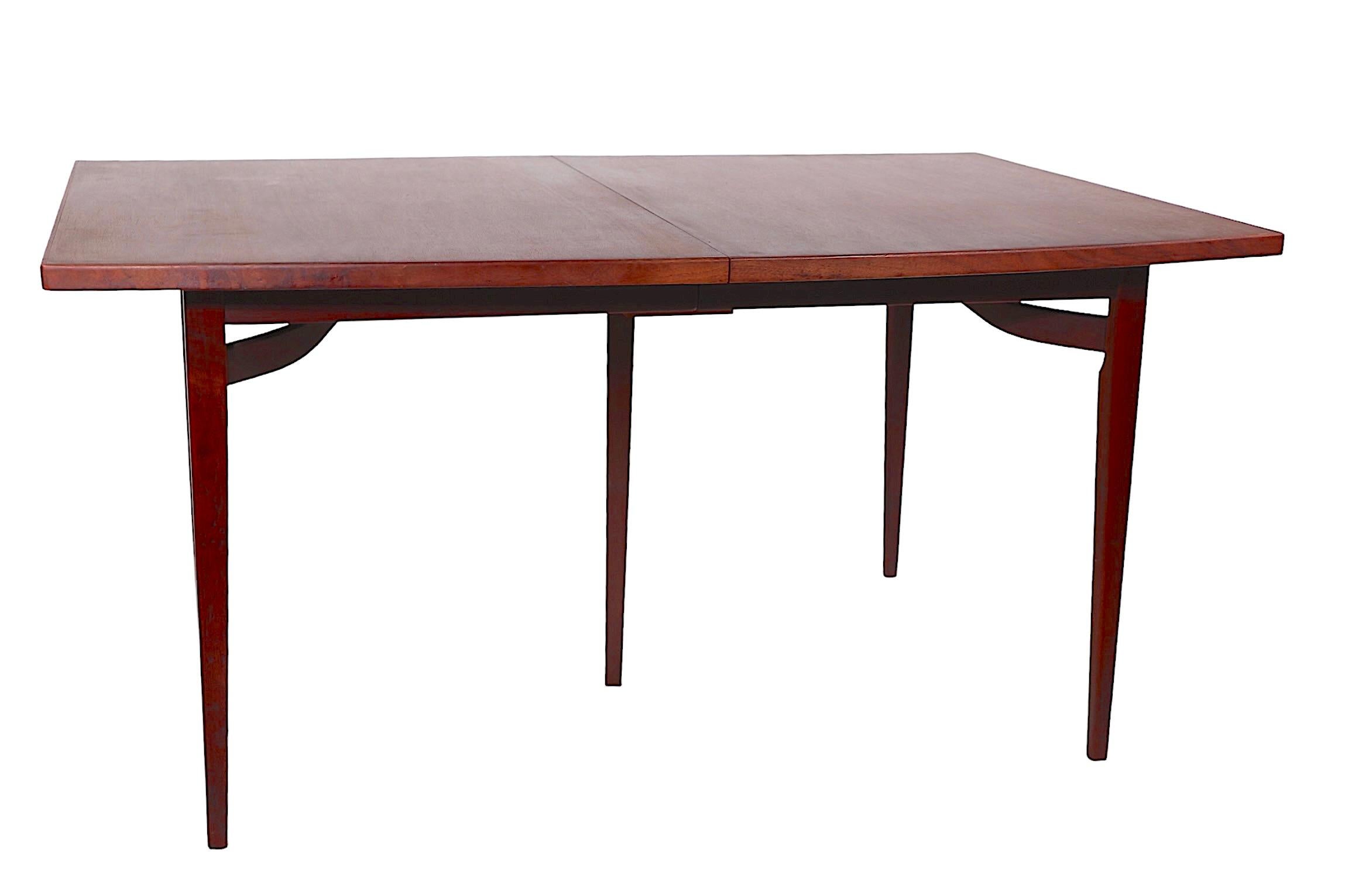 Mid Century Dining Table after Risom c 1950/1960's In Good Condition For Sale In New York, NY