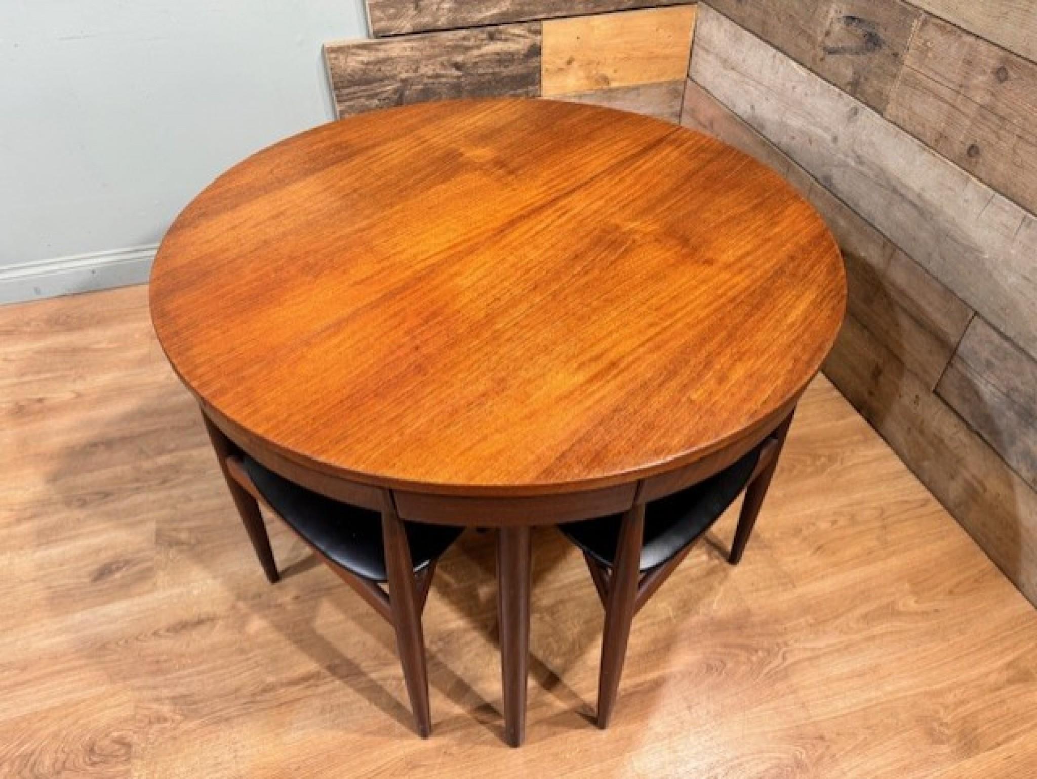 Mid-Century Dining Table and Chairs Set by Hans Olsen Teak Roundette for Frem Ro 8