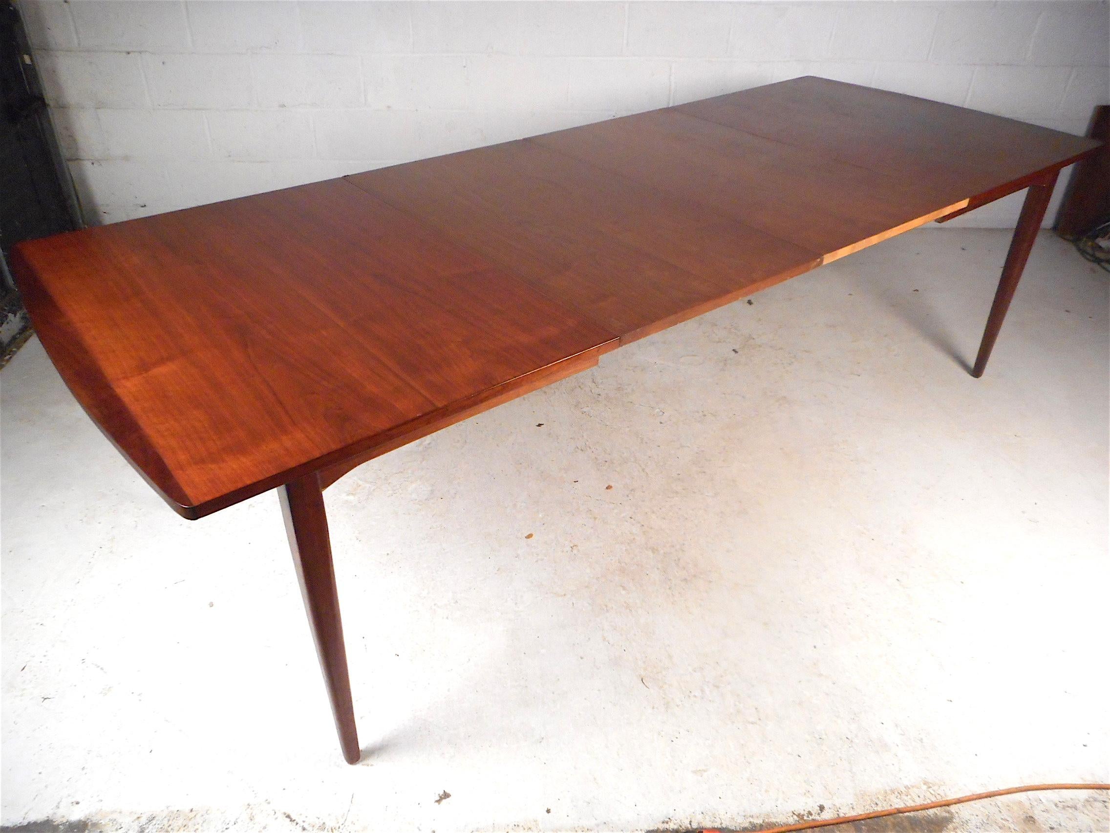Mid-Century Modern Midcentury Dining Table by Drexel