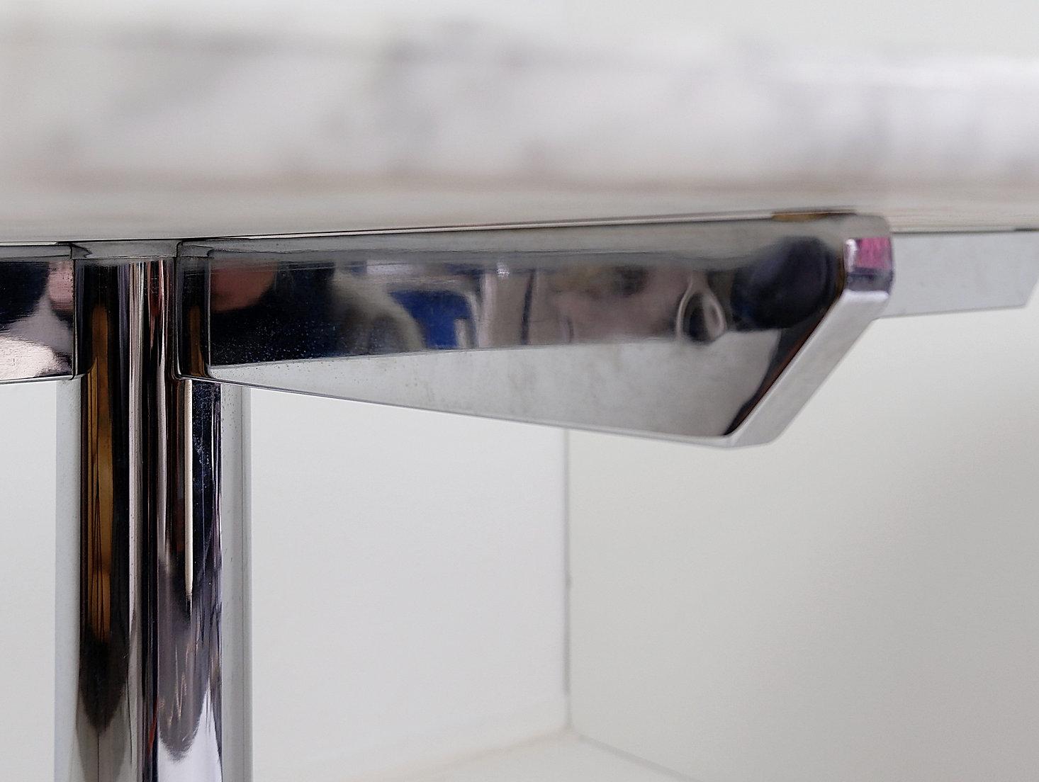 Table de salle à manger du milieu du siècle par Florence Knoll pour Roche Bobois - années 1960 en vente 1