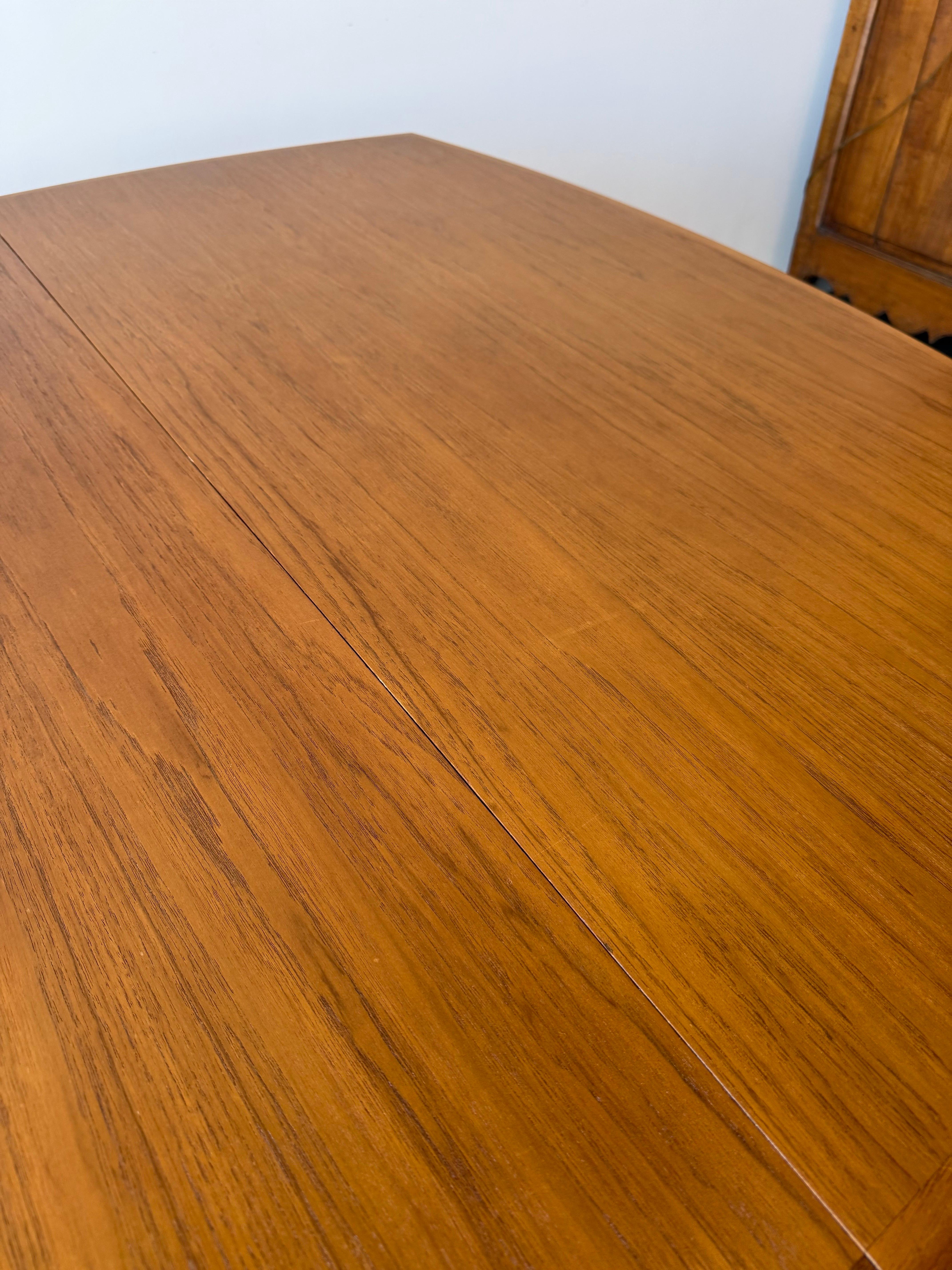 Mid-Century Dining Table by H.W. Klein for Bramin 5