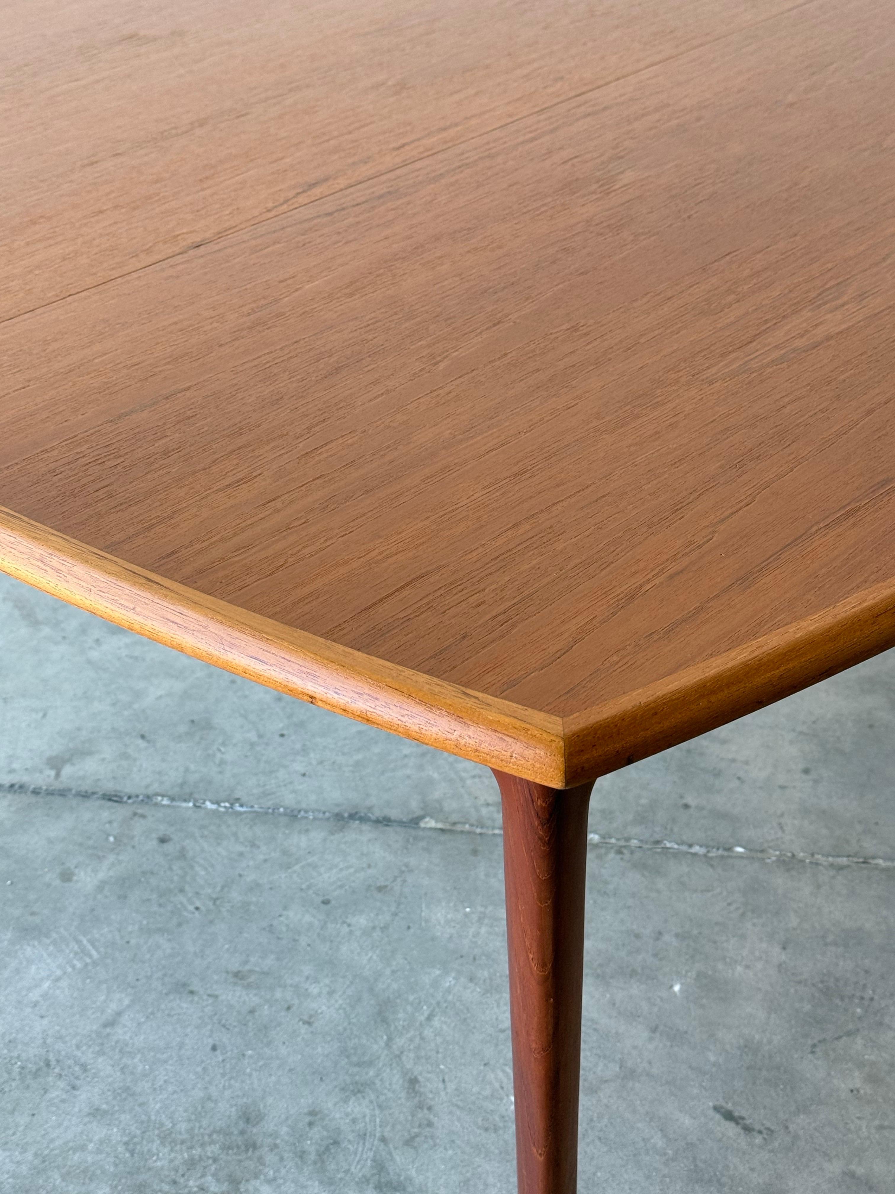 Mid-Century Dining Table by H.W. Klein for Bramin 10