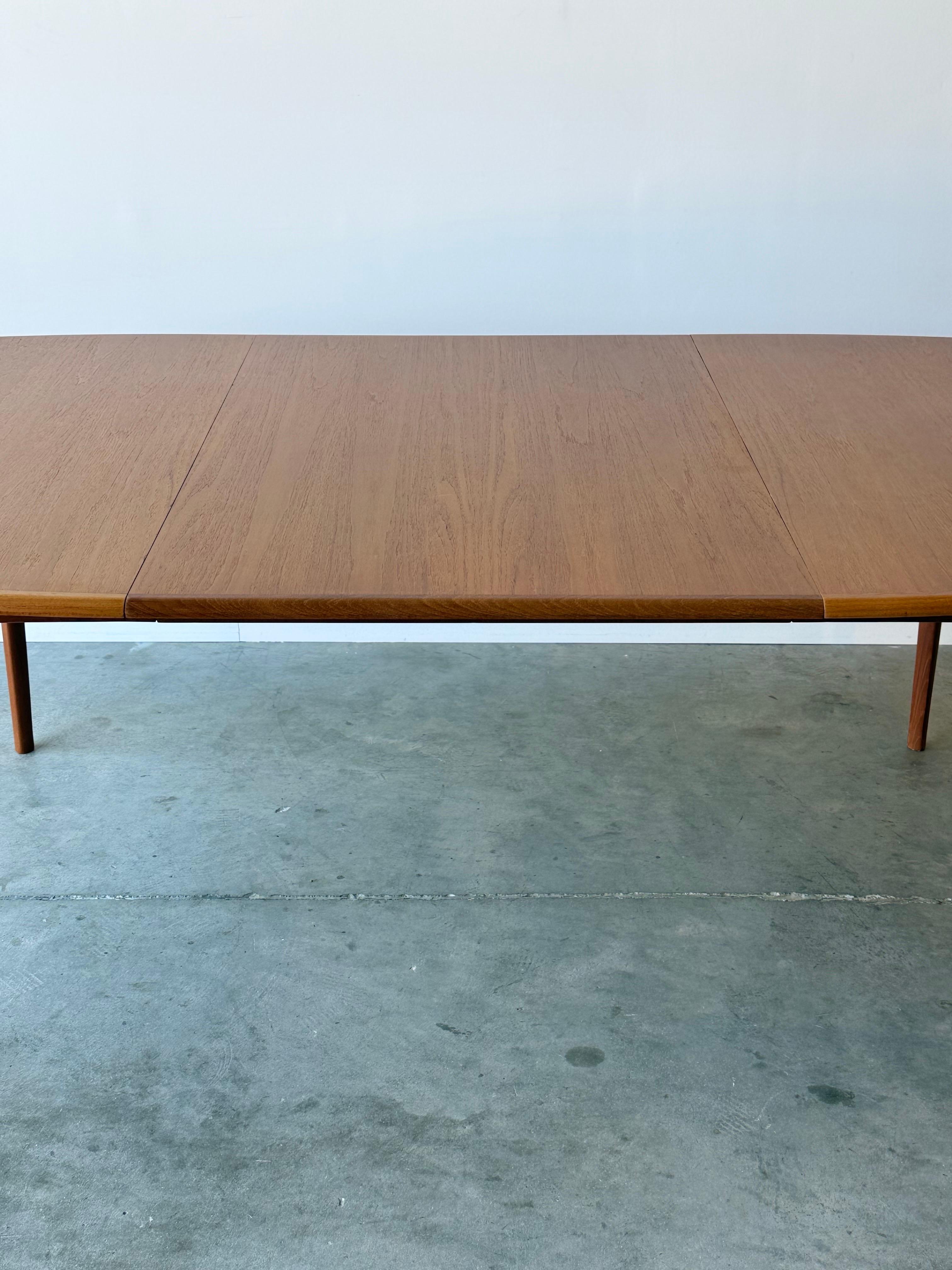 Mid-Century Dining Table by H.W. Klein for Bramin 2