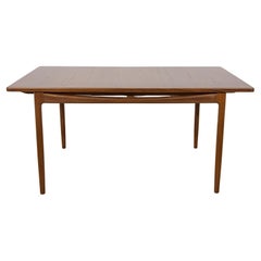 Table de salle à manger du milieu du siècle par Ib Kofod Larsen pour G-Plan, années 1960