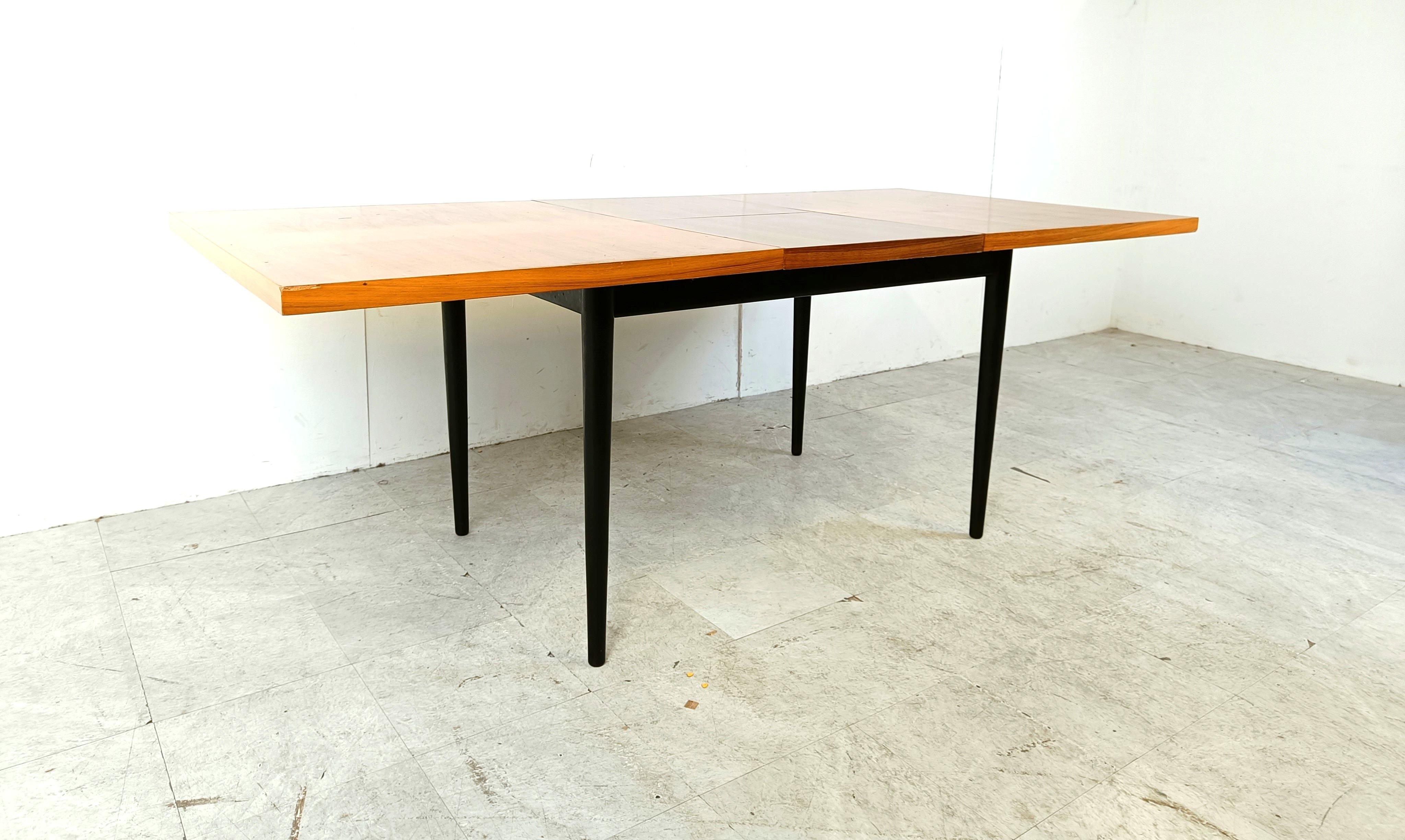 Mid century dining table by Jos De Mey, 1960s In Good Condition For Sale In HEVERLEE, BE