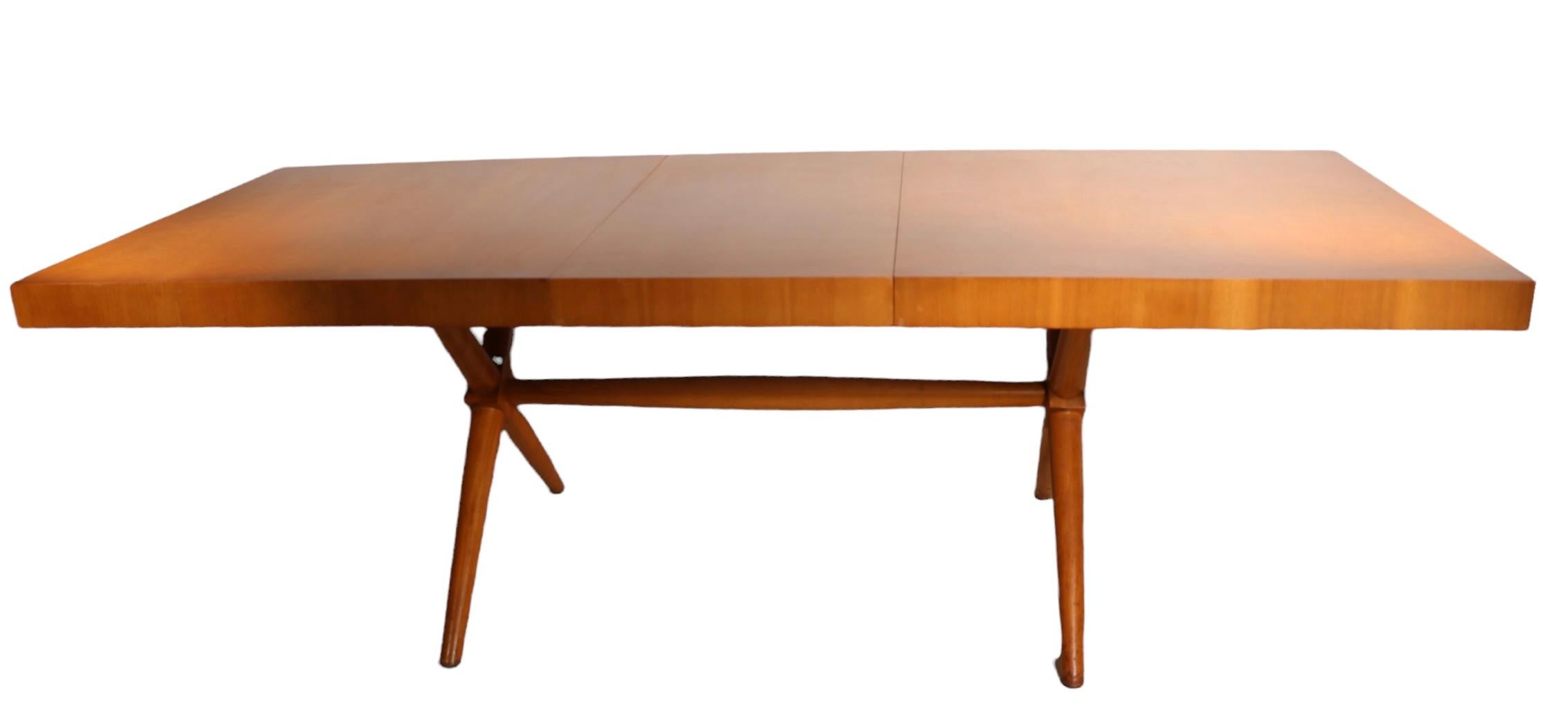 Mid Century Dining Table by Robsjohn Gibbings for Widdicomb In Good Condition For Sale In New York, NY