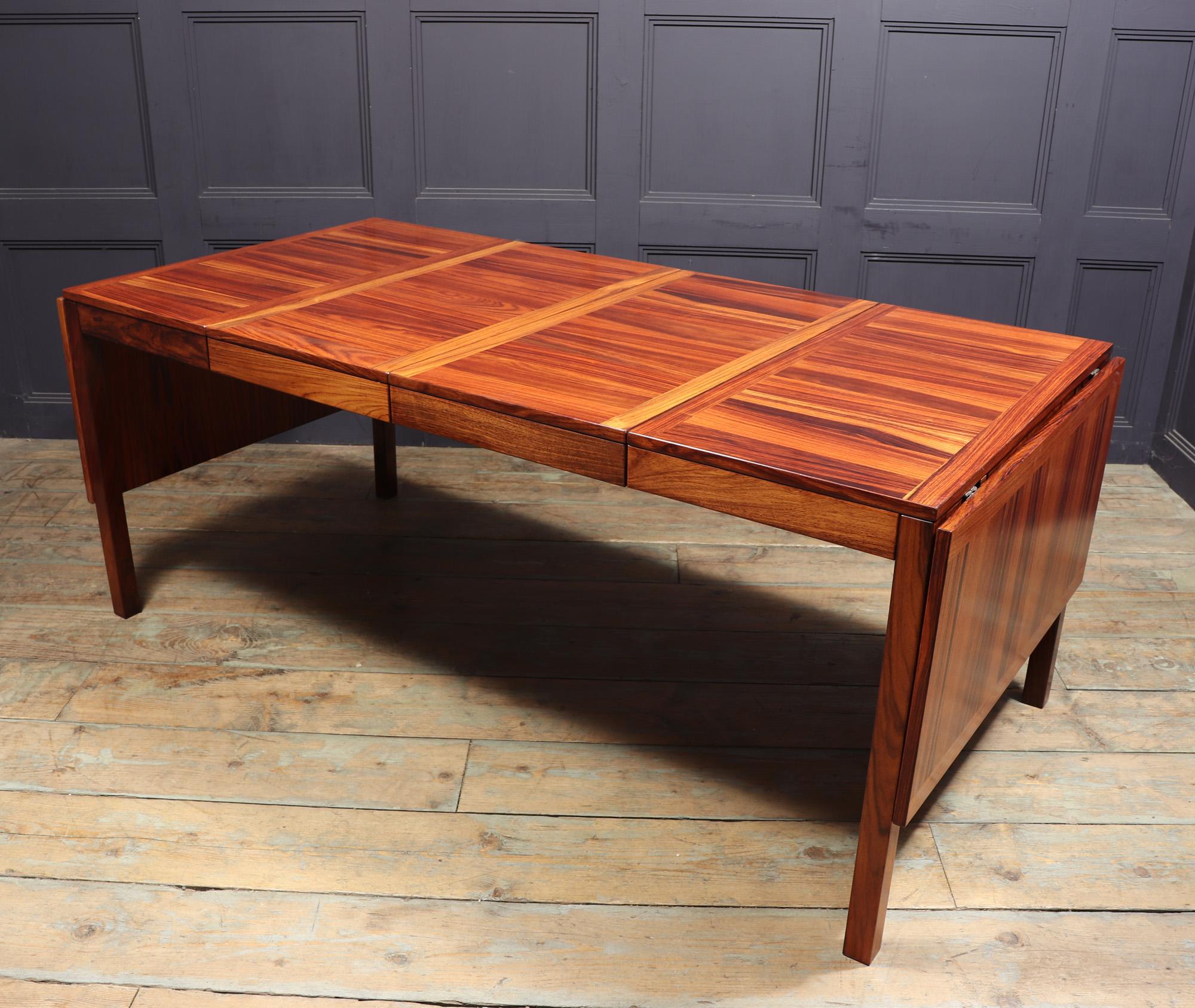 Mid century Dining table by Vejle Stole For Sale 1