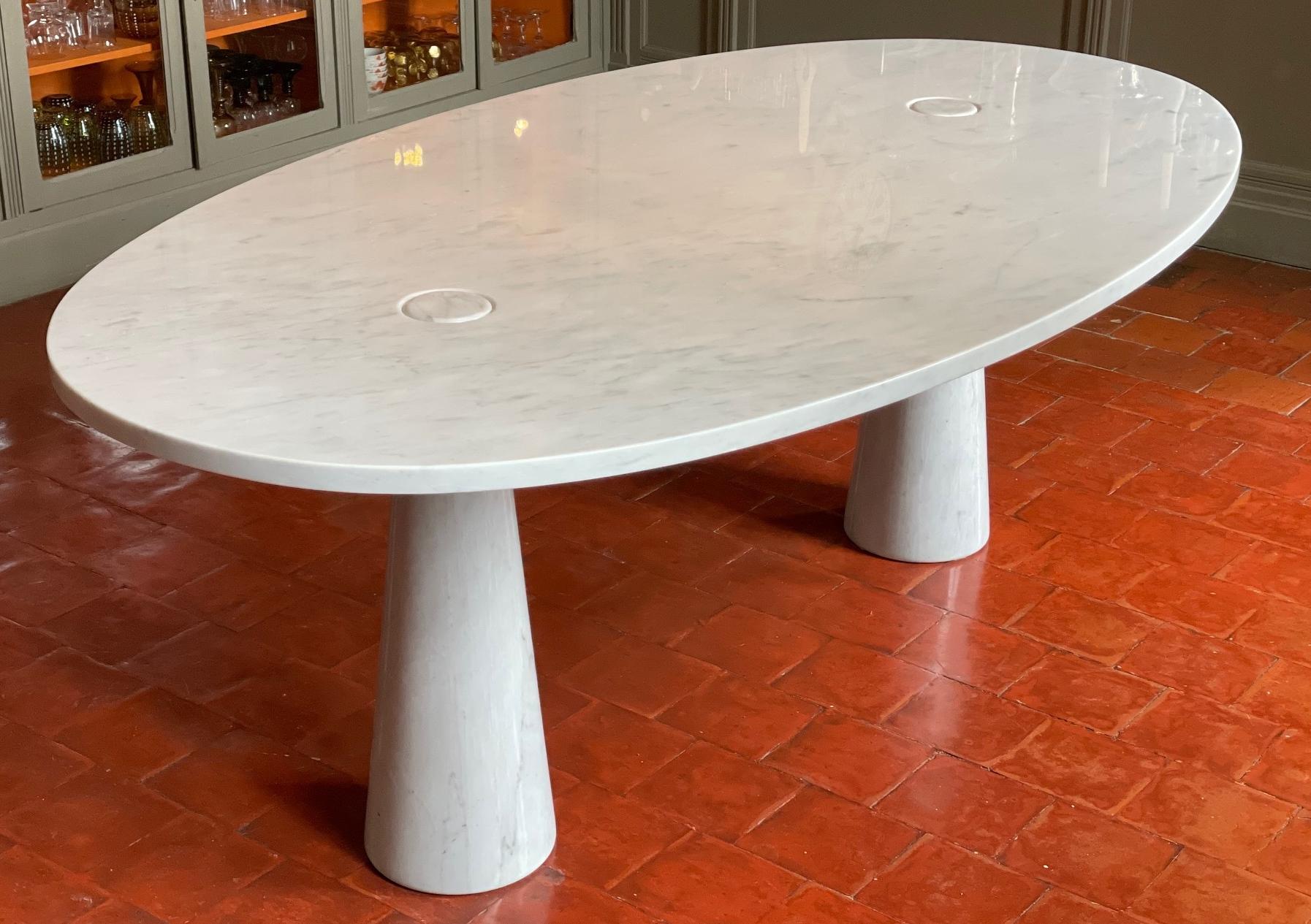 Mid-Century Dining Table in Carrara Marble Model ''Eros'' by Angelo Mangiarotti 1
