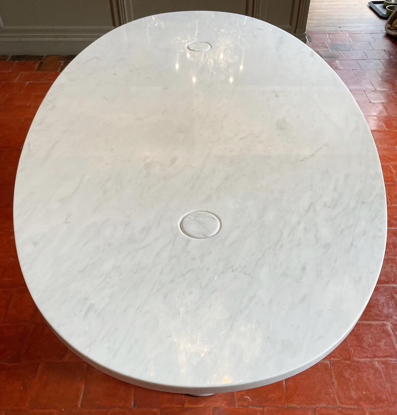 Mid-Century Dining Table in Carrara Marble Model ''Eros'' by Angelo Mangiarotti 3