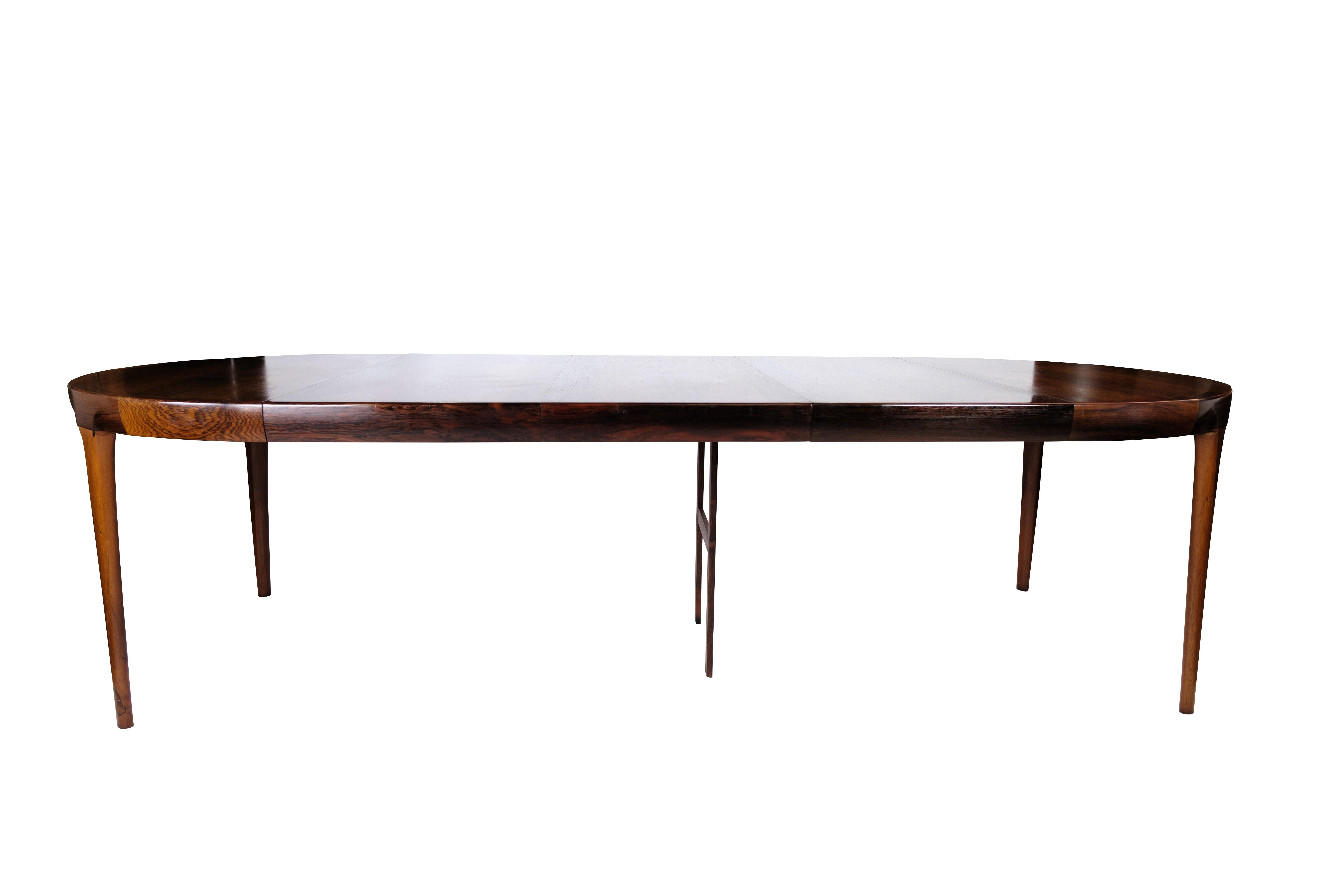 Midcentury Dining Table in Rosewood by Ib Kofod Larsen for Faarup Mobelfabrik 7