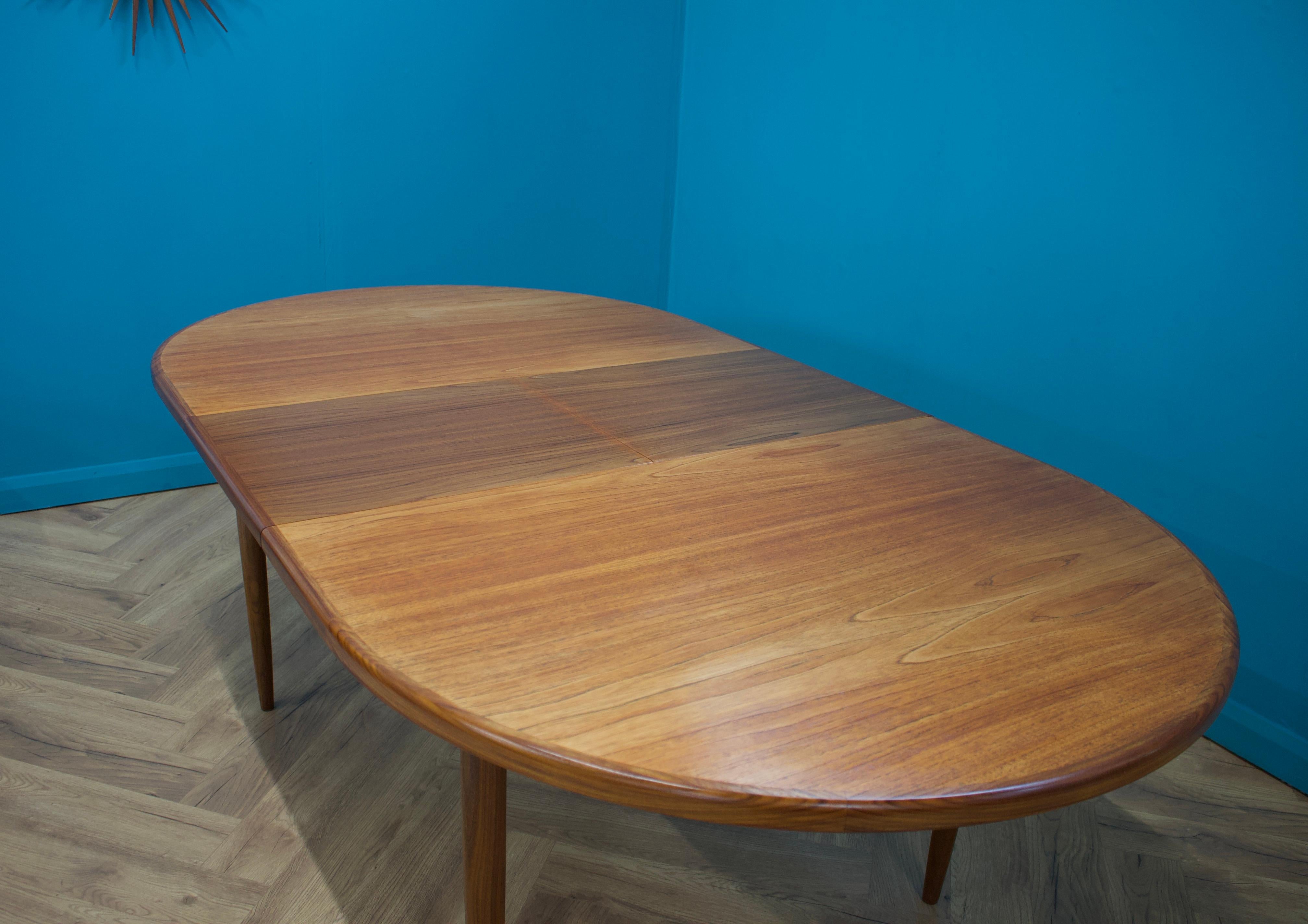 Mid-Century Dining Table in Teak from G-Plan, 1960s For Sale 2